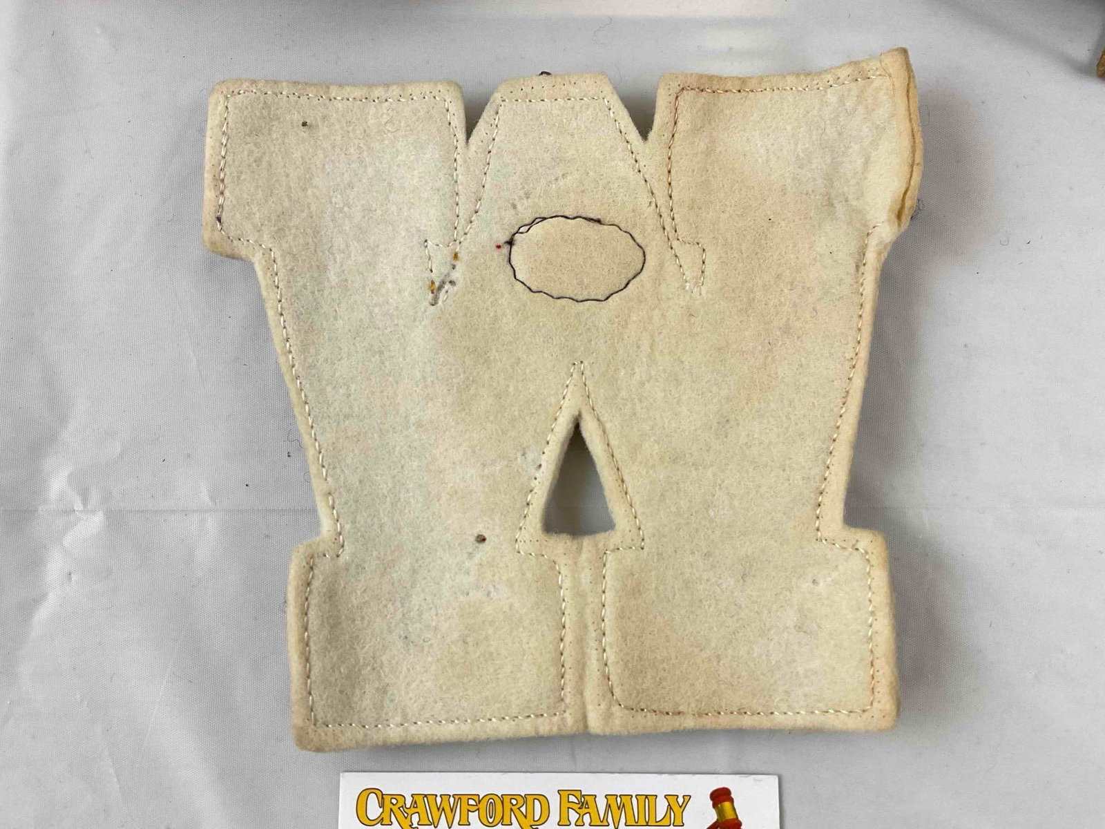 5 pcs Vintage Sports Gear., incl. 2x Leather Baseball Gloves from Wilson & Rawlings. See pics. - 15