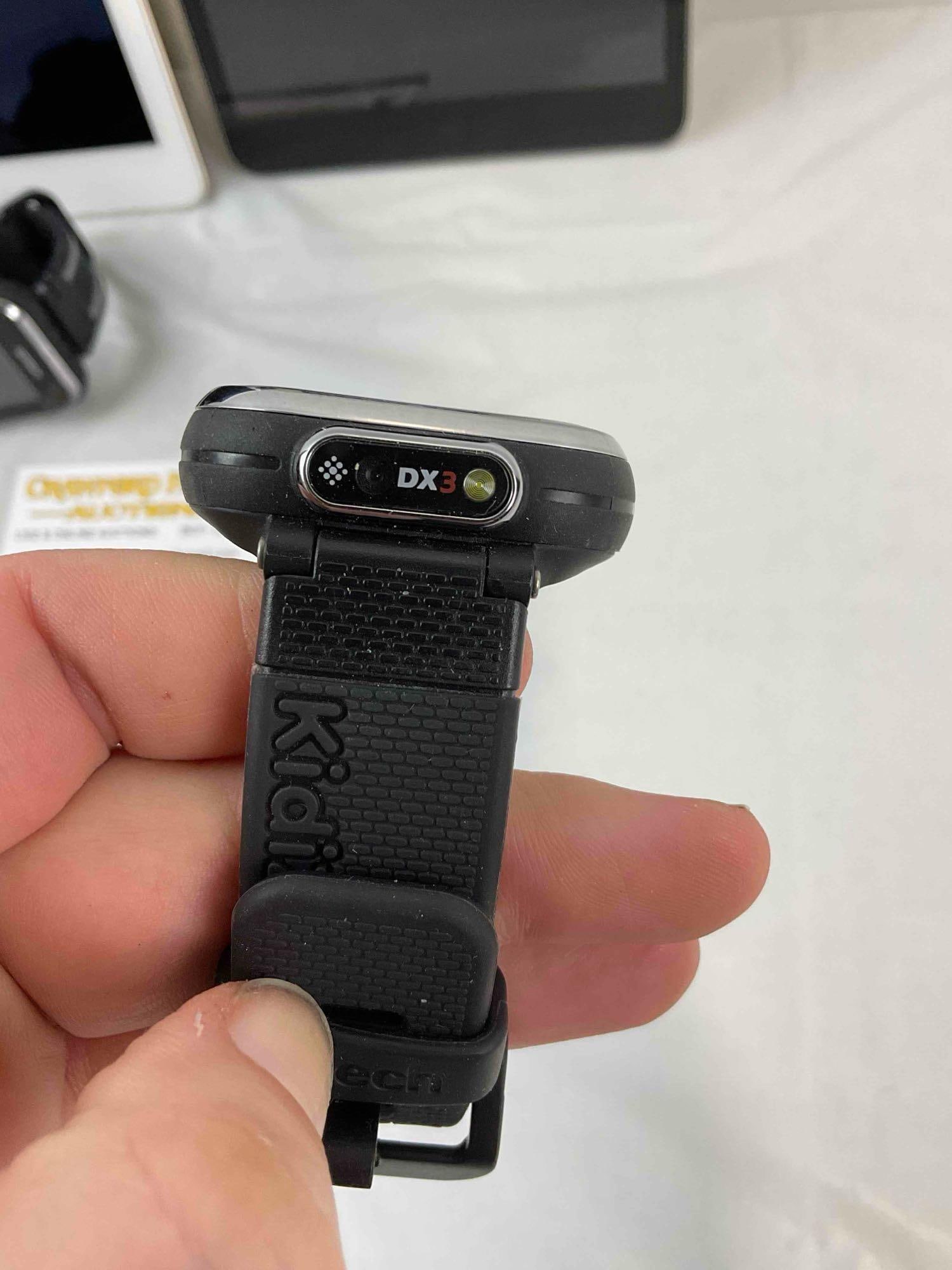 4 pcs Electronics, incl. 2x Apple iPads & 2x VTech SmartWatches. Untested, As Is Condition. - 5