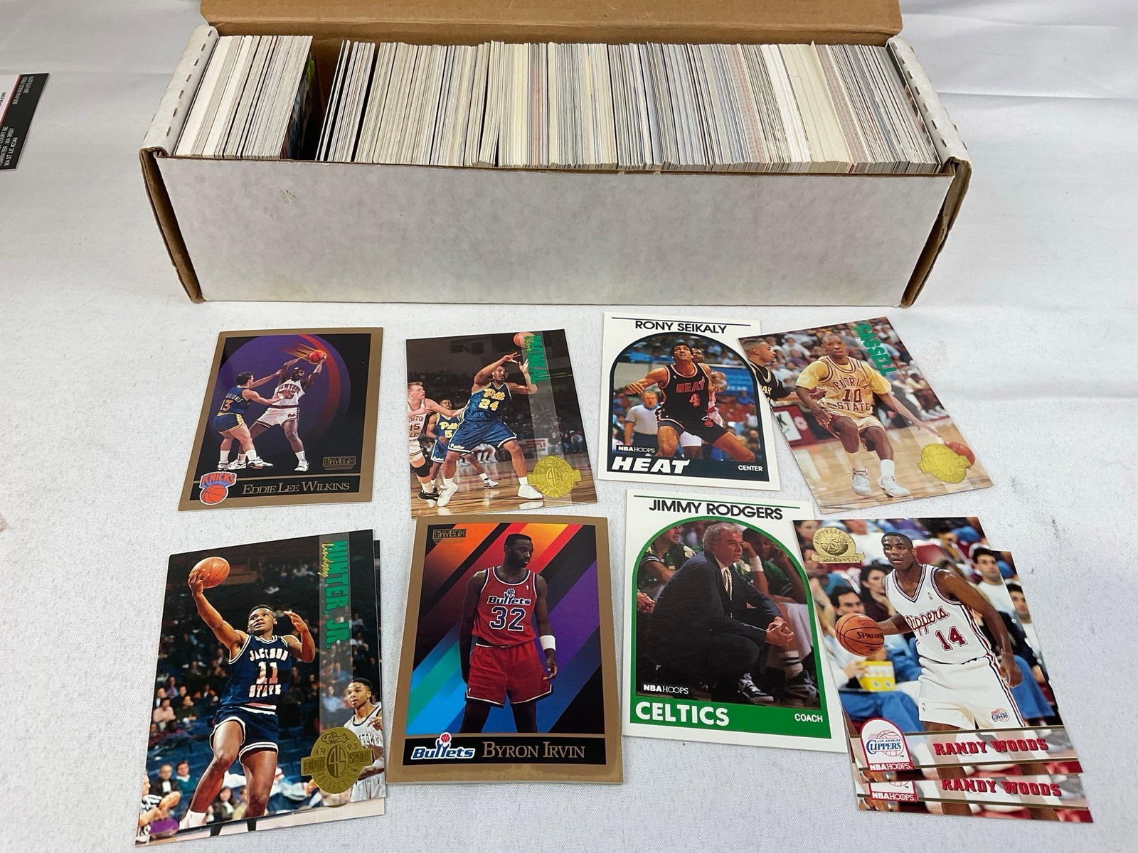 Vintage 3500+ Sports Cards, variety of Basketball Cards, NBA Hoops, Topps & more - 4