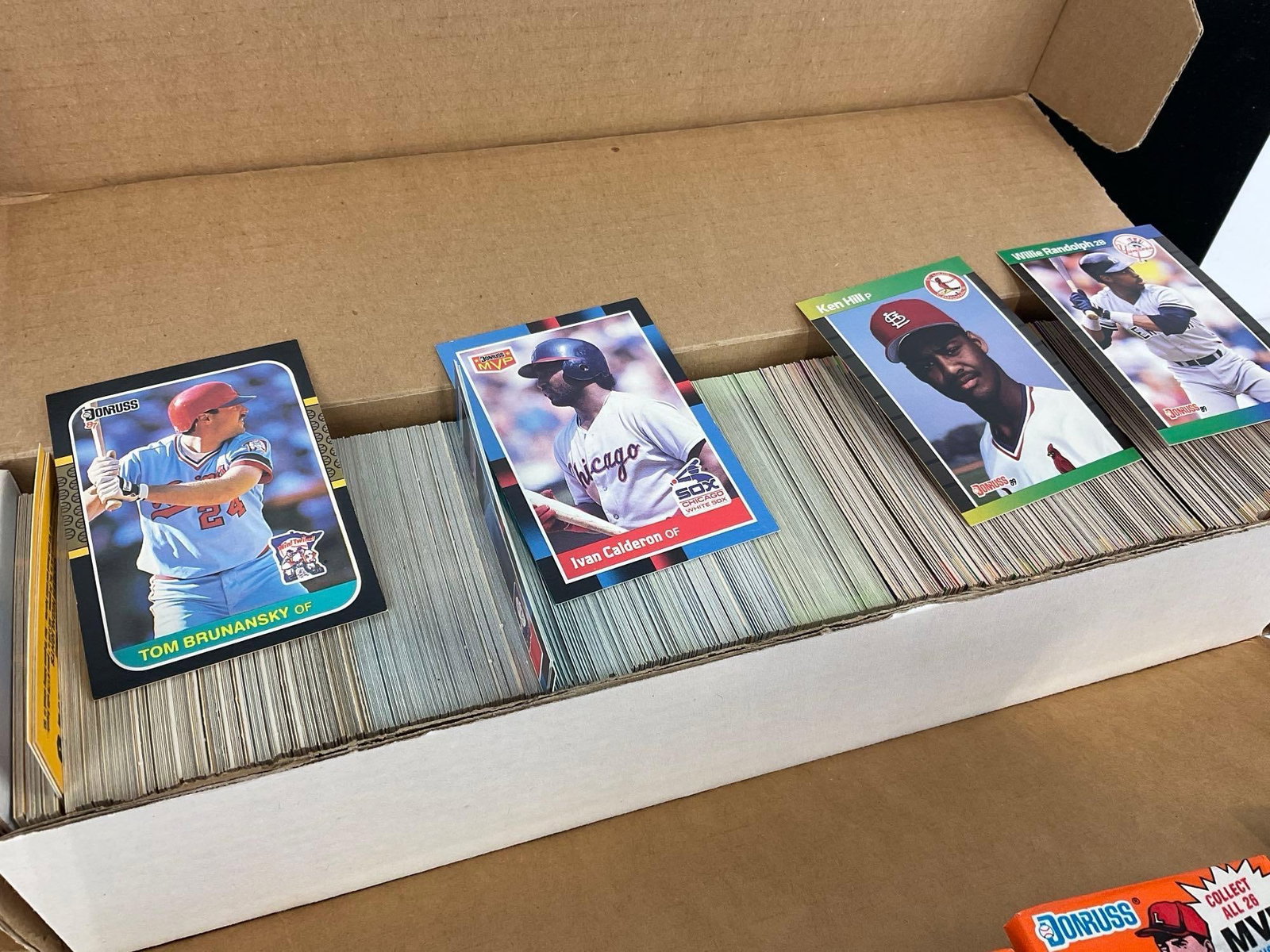 Vintage 3250+ Sports Cards, Baseball, Upper Deck, Donruss, & more - 3