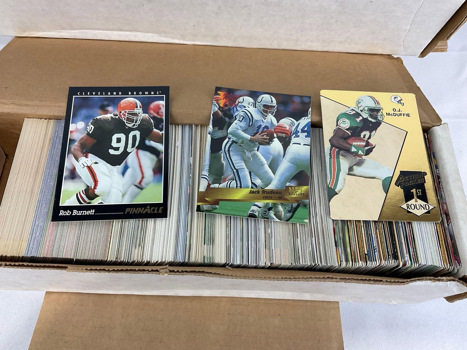 Vintage 2500+ Sports Cards, Football, Pinnacle, Wild Card, Classic & NFL Pro & more - 4