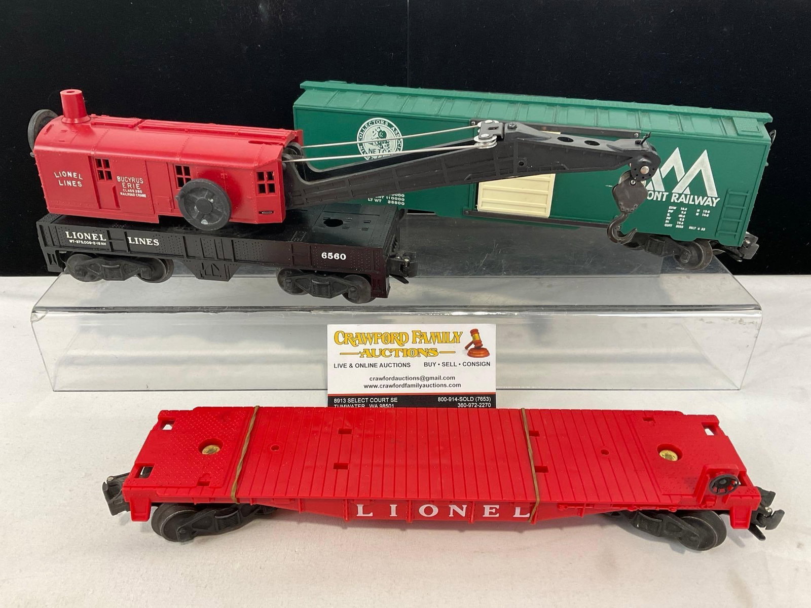 3 0 Scale Lionel Train Cars, Crane #6560, Flat Car 6424-11, & NETCA 12273 Vermont Railway: Appears to be in good shape. The pieces together measures approx 5h x 16w x 10d inches. See pics. E-414