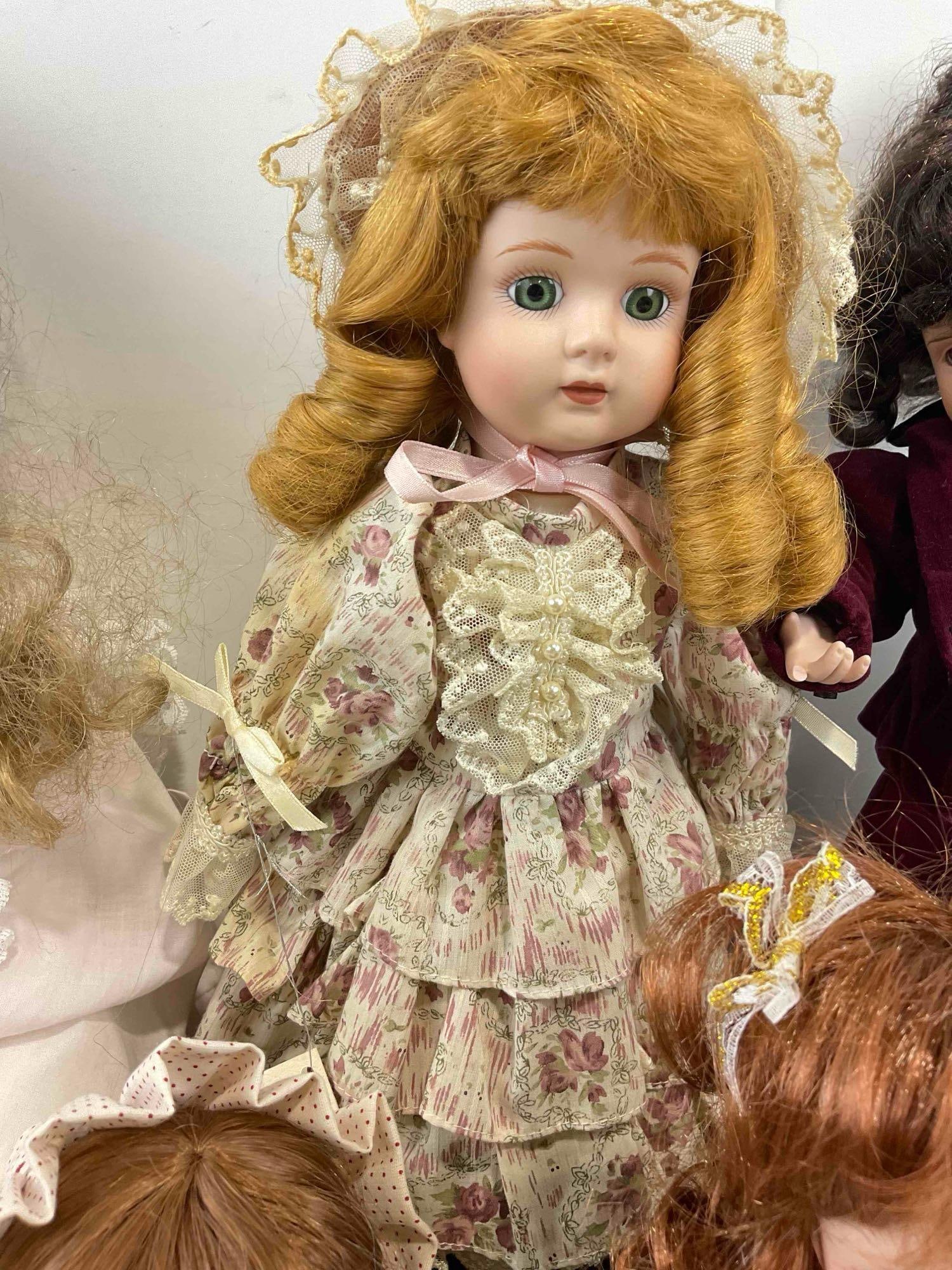 12 pcs Vintage Porcelain & Cloth Dolls, incl. "Jory" An Original By Rosemary Rhodes. See pics. - 3