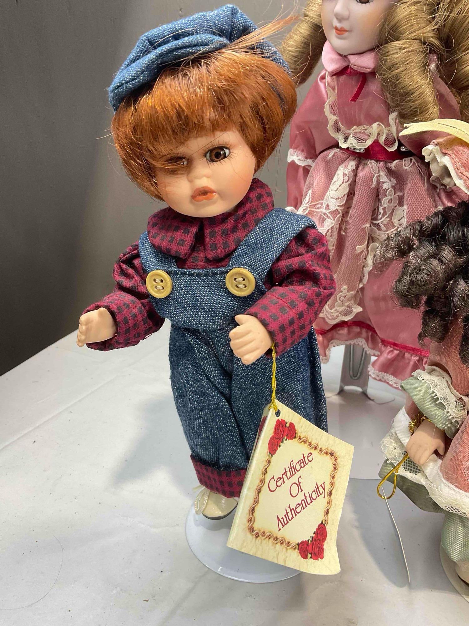 12 pcs Vintage Porcelain & Cloth Dolls, incl. "Jory" An Original By Rosemary Rhodes. See pics. - 7