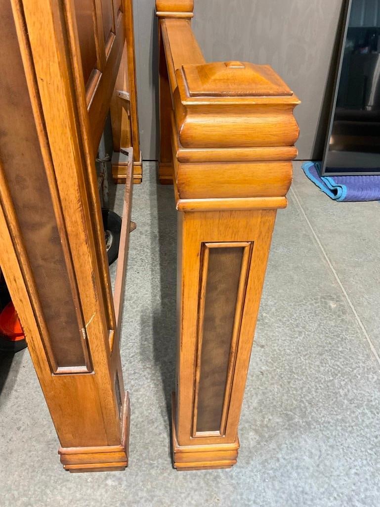 Klaussner "Dick Idol" Cherry and Maple finish two tone Queen rustic bed frame - 3