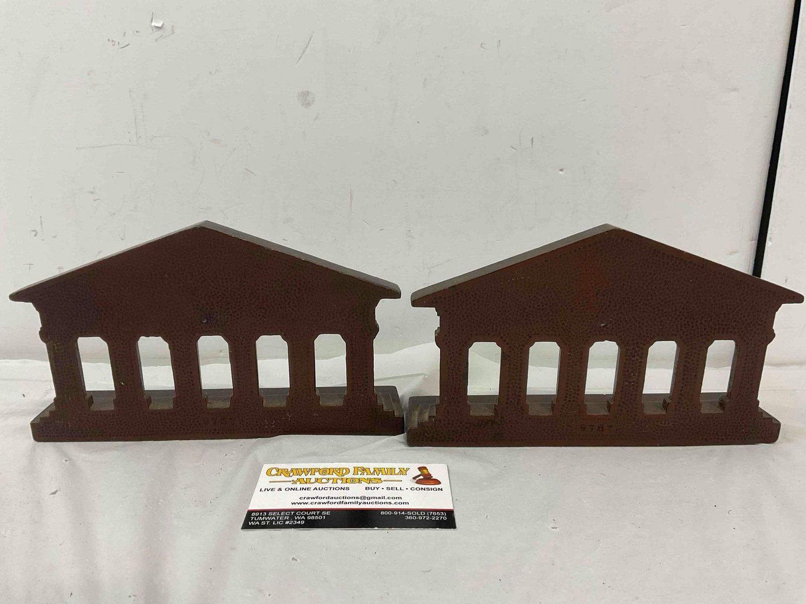 Pair of Vintage Cast Iron w/ Bronze Finish Parthenon Temple Bookends. Excellent Condition. - 4