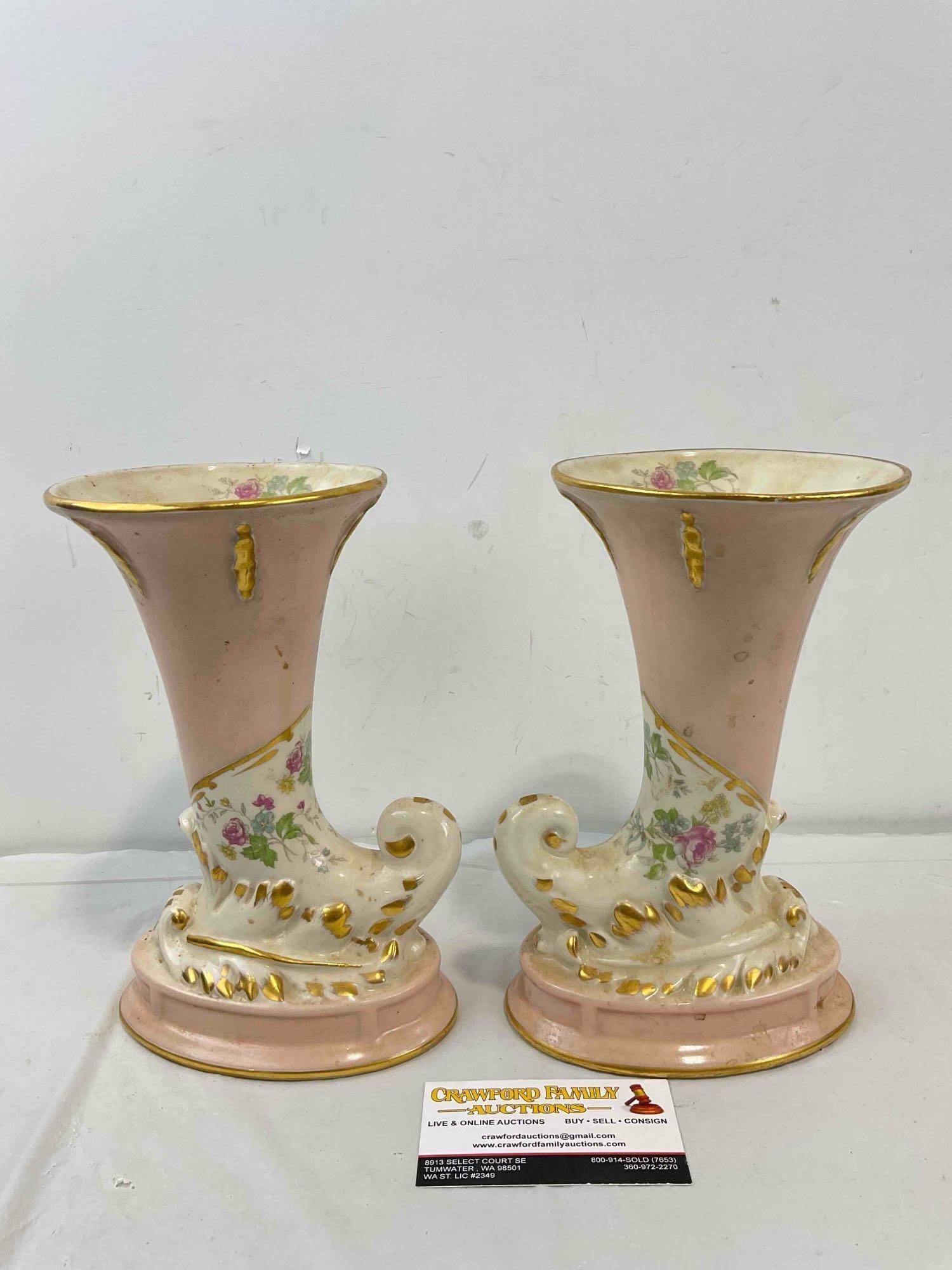 Pair of Vintage Pink, Gold & White Hand Painted Ceramic Cornucopia Vases. Very Good Condition. - 6