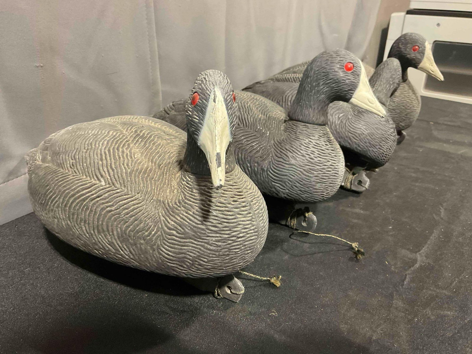 4 pcs G&H Decoys Plastic Coot Duck Decoys. Very Good Condition. See pics. - 2