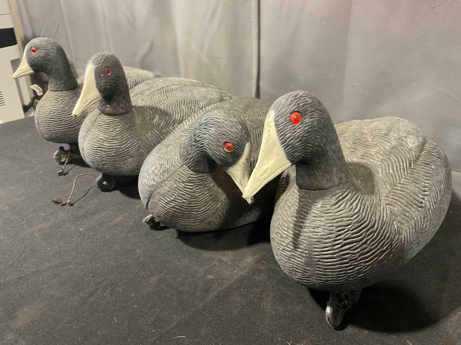 4 pcs G&H Decoys Plastic Coot Duck Decoys. Very Good Condition. See pics. - 3