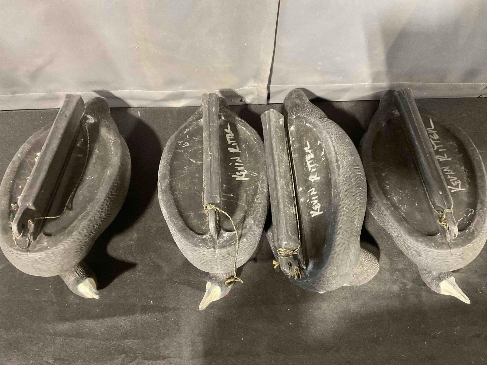 4 pcs G&H Decoys Plastic Coot Duck Decoys. Very Good Condition. See pics. - 6