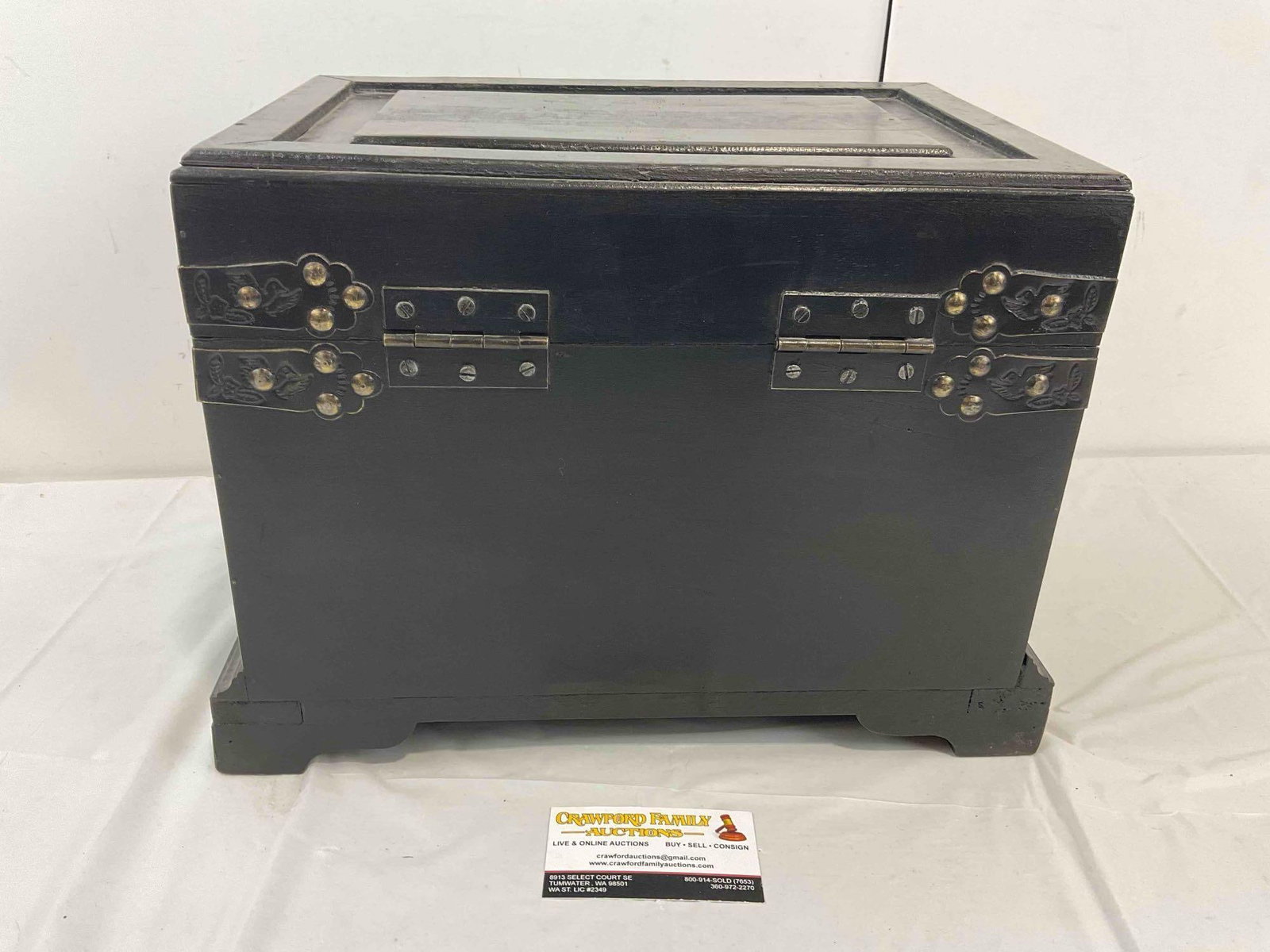 Vintage Asian Style Black Lacquered Wooden Box w/ Metal Accents. Very Good Condition. - 7