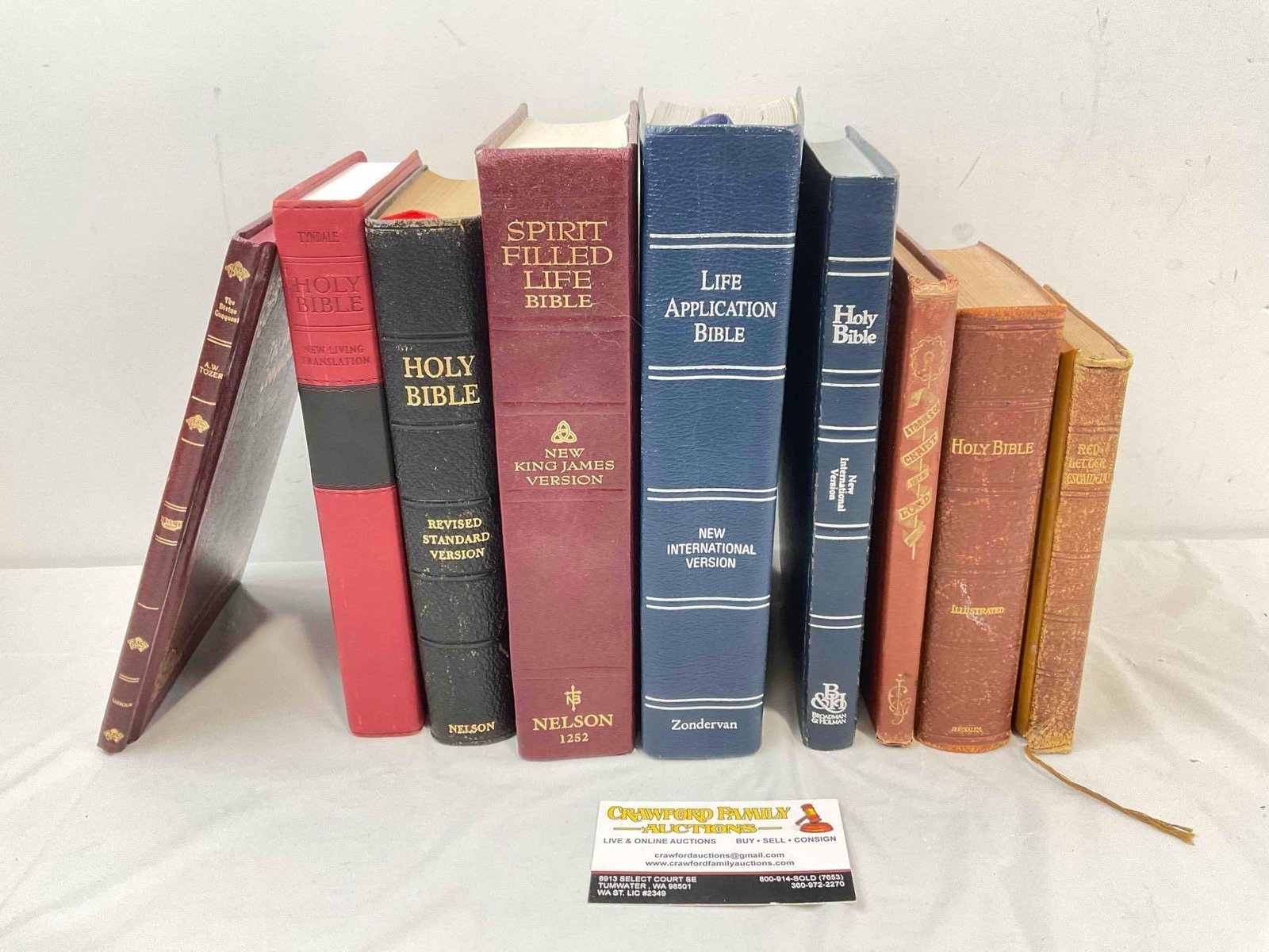 9 pcs Vintage Religious Books, incl. Spirit Filled Life Bible, The Divine Conquest & More! See pi... (1 of 9)