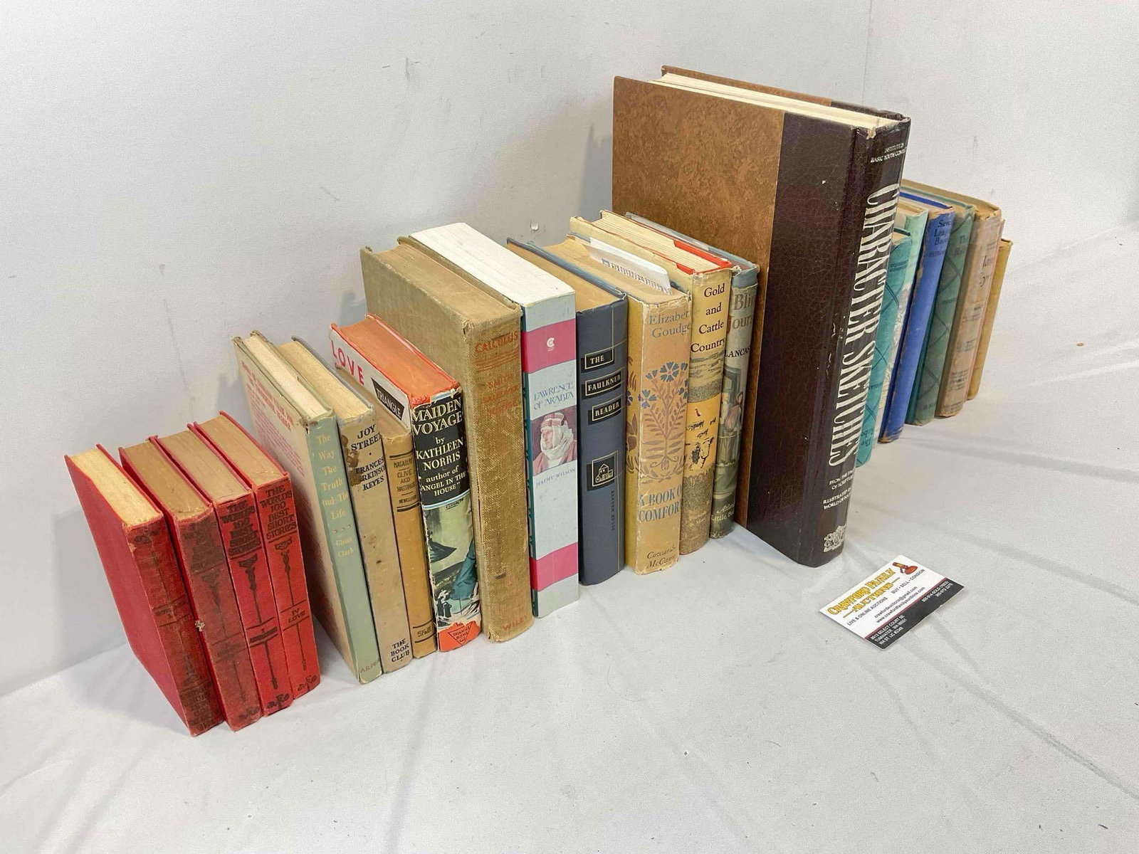 25 pcs Vintage Books, incl. "Character Sketches," "Jane Eyre" & Much More. Fair Condition. - 3