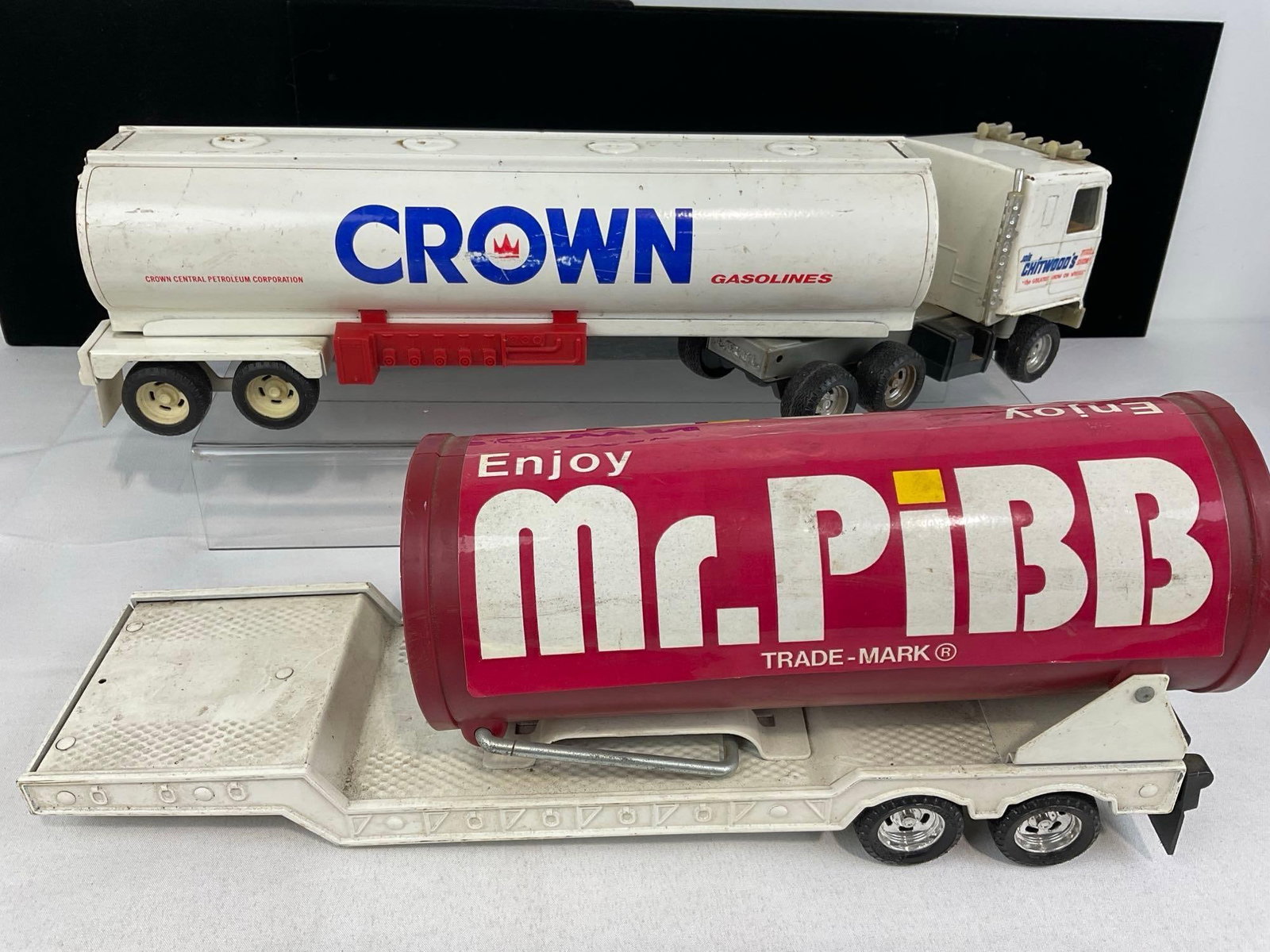 Pair of Tractor Trailers, Mr. Pibb & Crown Gasolines, Joie Chitwoods Thrill Show, approx 1/24 scale - 4