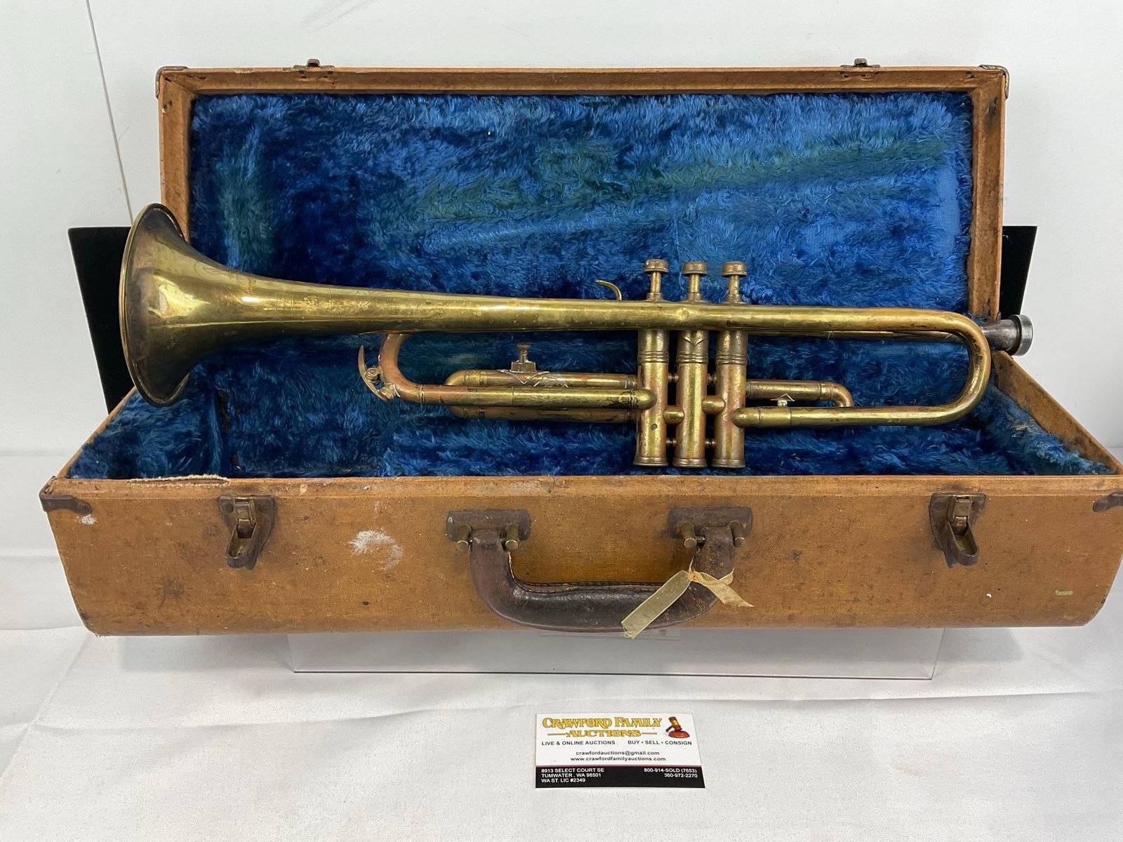Early 20th Century Royal Brass Trumpet, Hard case shows wear (1 of 10)