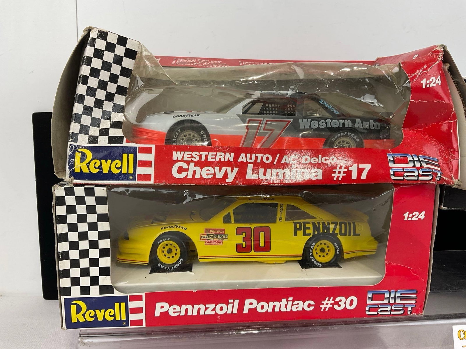2 Revell 1:32 Scale Diecast Cars, 1:44 Scale Racing Team Transporter, & Nascar Stock Car Tenneco .. - 4