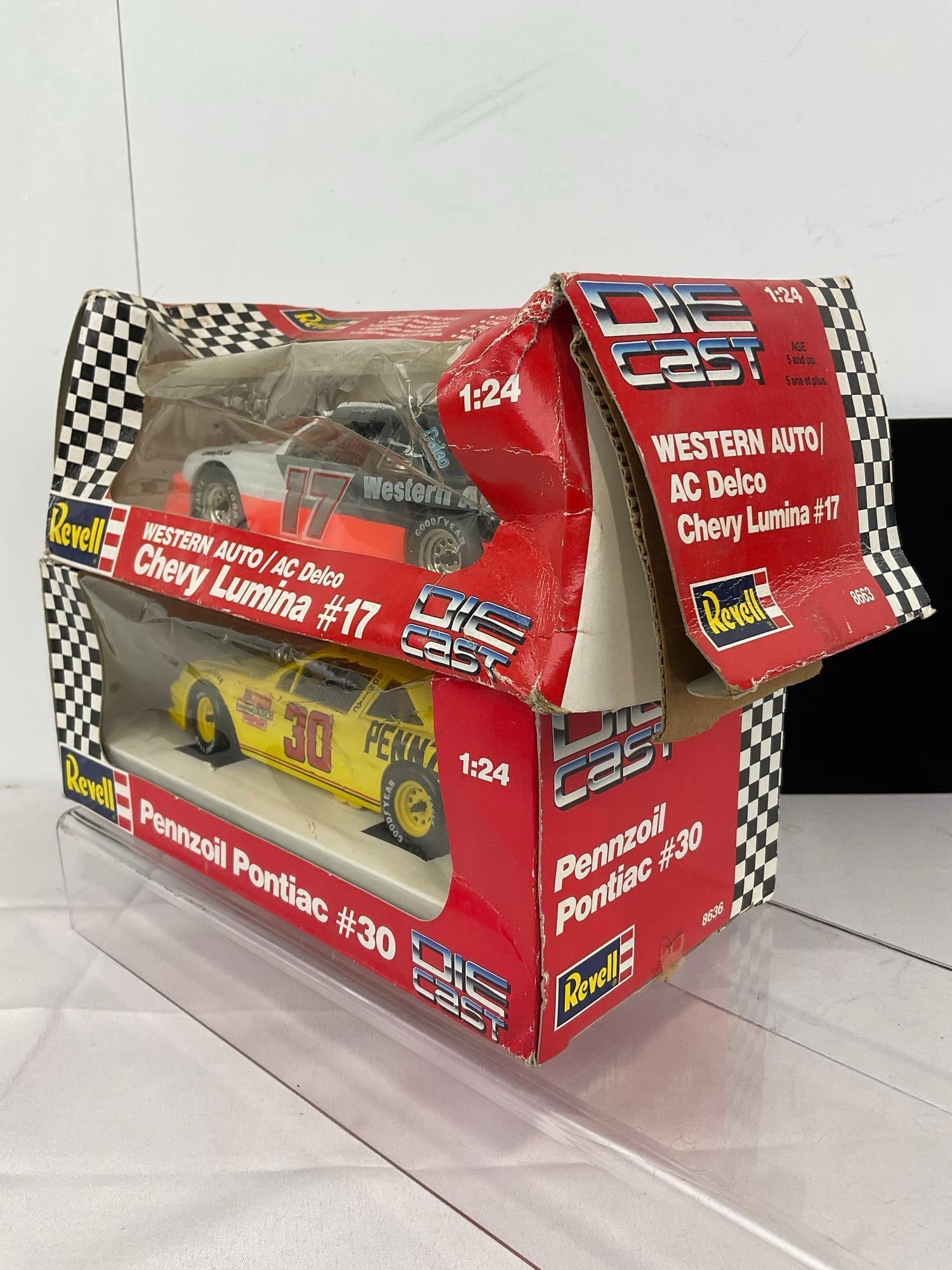 2 Revell 1:32 Scale Diecast Cars, 1:44 Scale Racing Team Transporter, & Nascar Stock Car Tenneco .. - 6