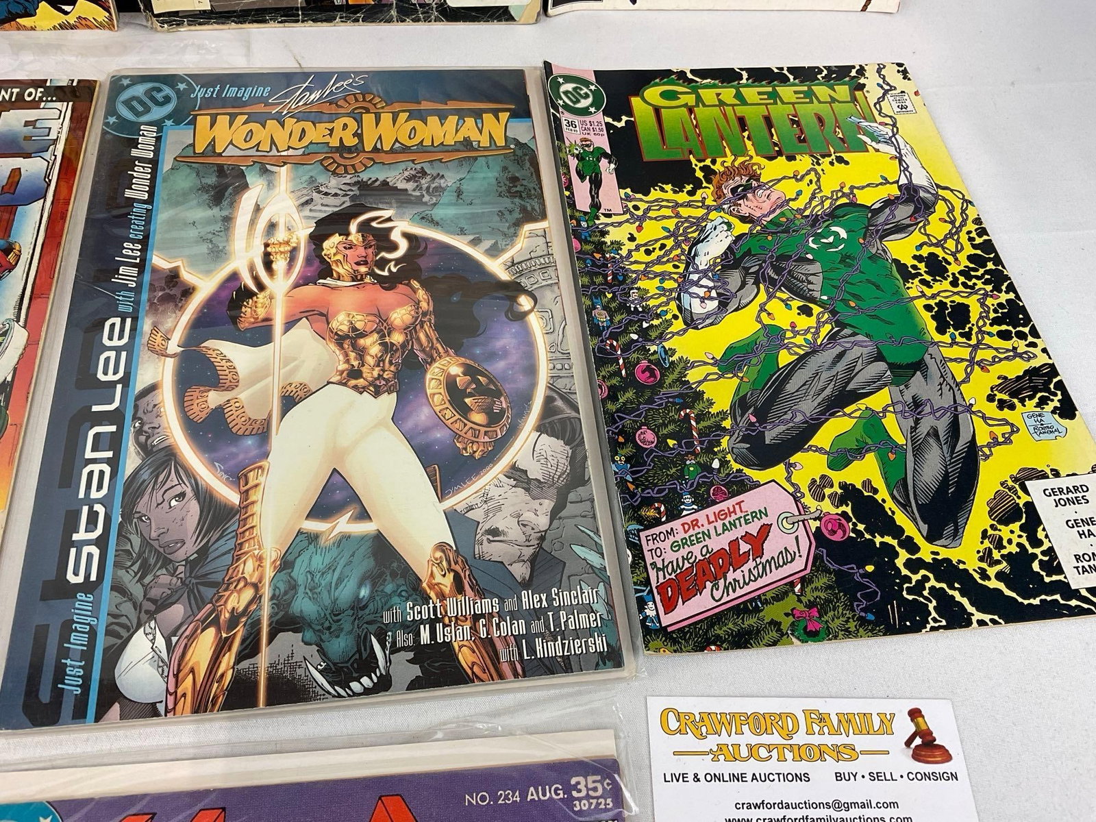 10 DC Comics, Flash, Batman, Wonder Woman, Justice League, Catwoman, Judge Dredd, Green Lantern - 4