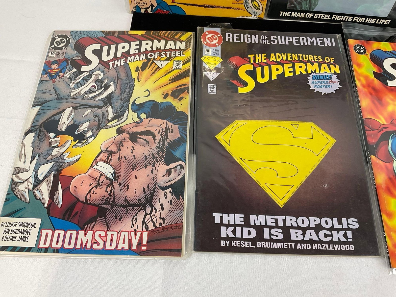 17 DC Comics, Superman in various runs, incl. Funeral For A Friend, The Man of Steel, Adventures of - 6