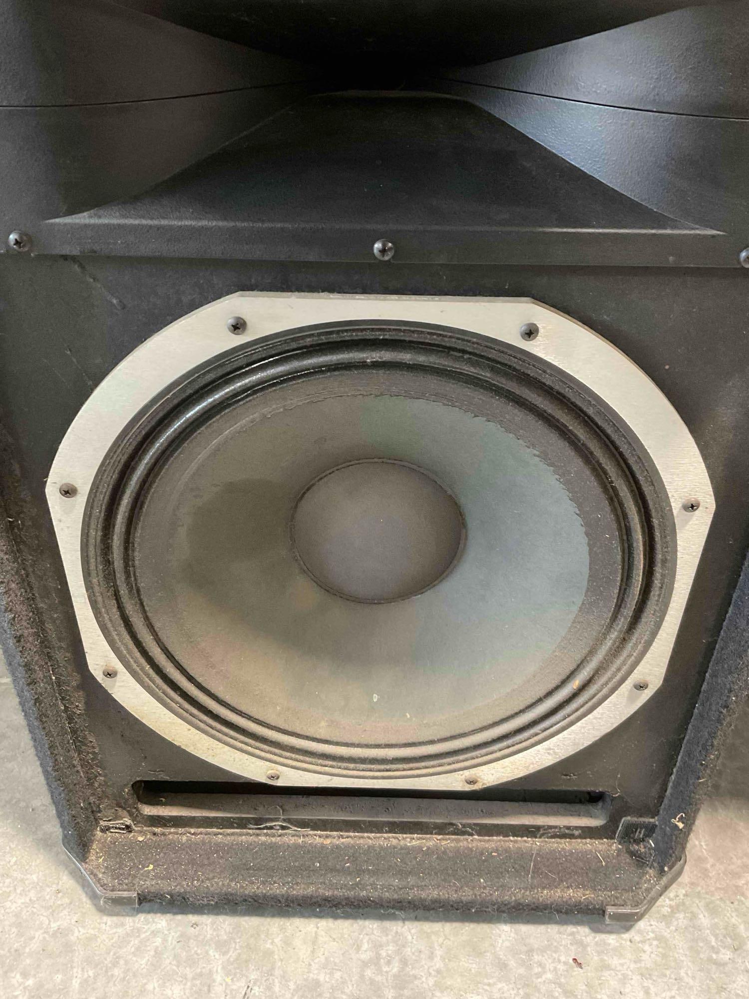 Pair of Vintage Peavey SP-5XT Passive Sound Reinforcement Speaker Cabinets. Tested, Work. See pics. - 6