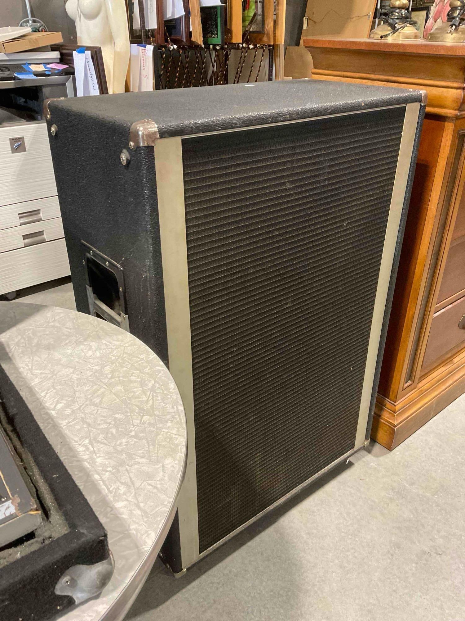Vintage Peavey Full Stack Speaker Cabinet. Measures 28" x 15" x 43" Tested, Works. See pics. - 2