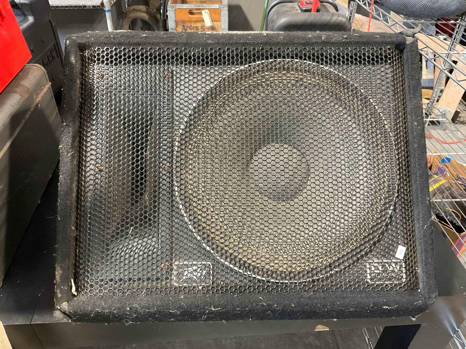 Vintage Peavey 1545ti Passive Floor Monitor Speaker Cabinet. Tested, Works. Fair Condition.: Vintage Peavey 1545ti Passive Floor Monitor Speaker Cabinet. Tested, Works. Fair Condition. Tested, works, then kept in storage for at least a year. Has wear indicative of use and age, needs a cleanin