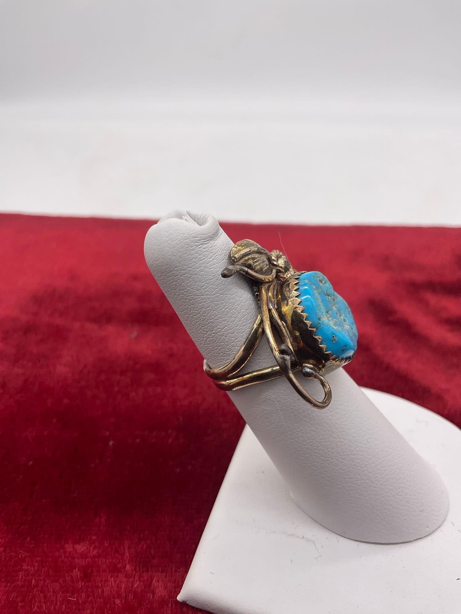 Native American design, Turquoise nugget and Sterling silver ring w/ nice toning signed RB - 3