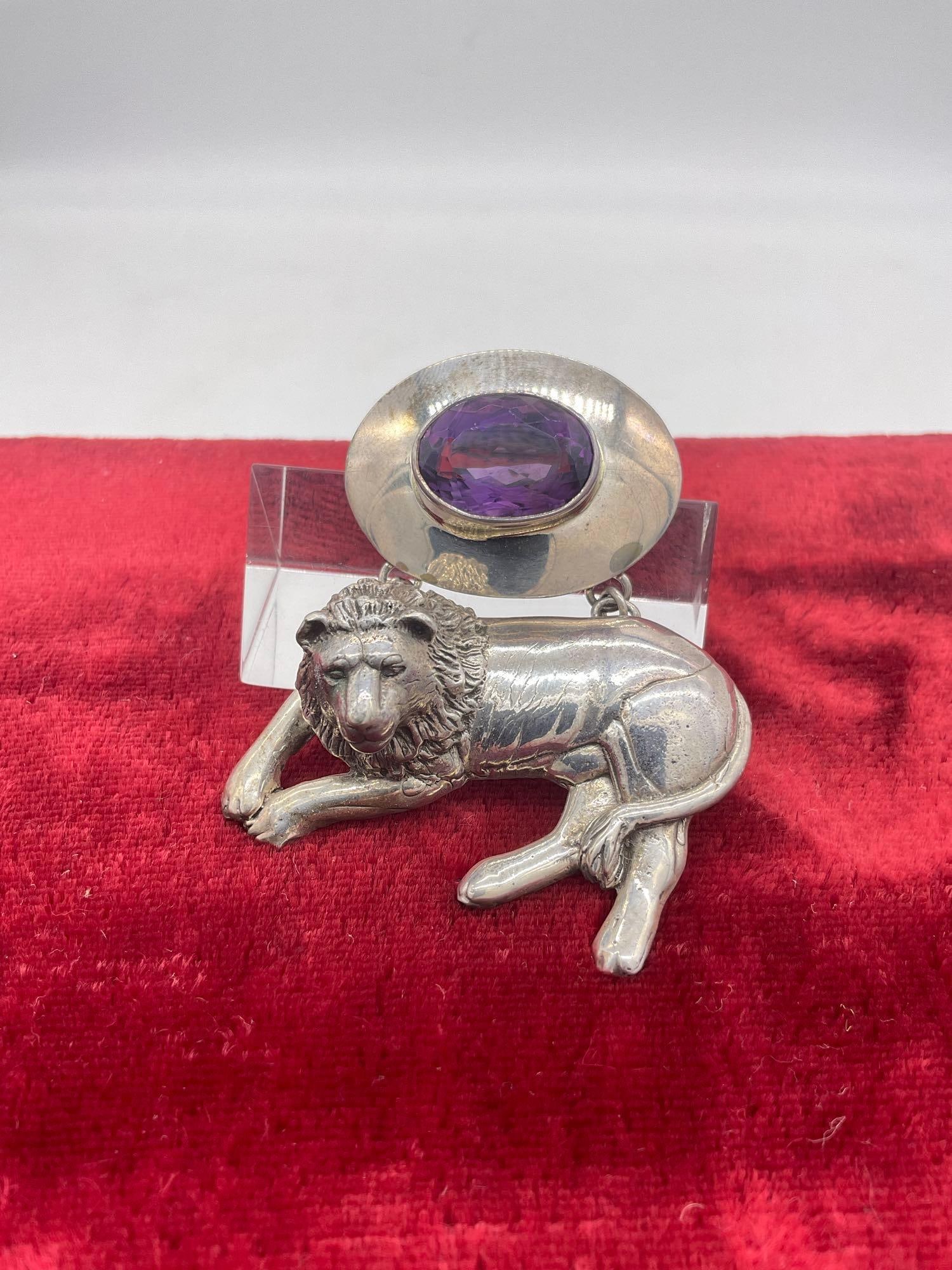 Vintage 1990 Carol Felley Lion brooch pin with large amethyst tone crystal gem setting (1 of 3)