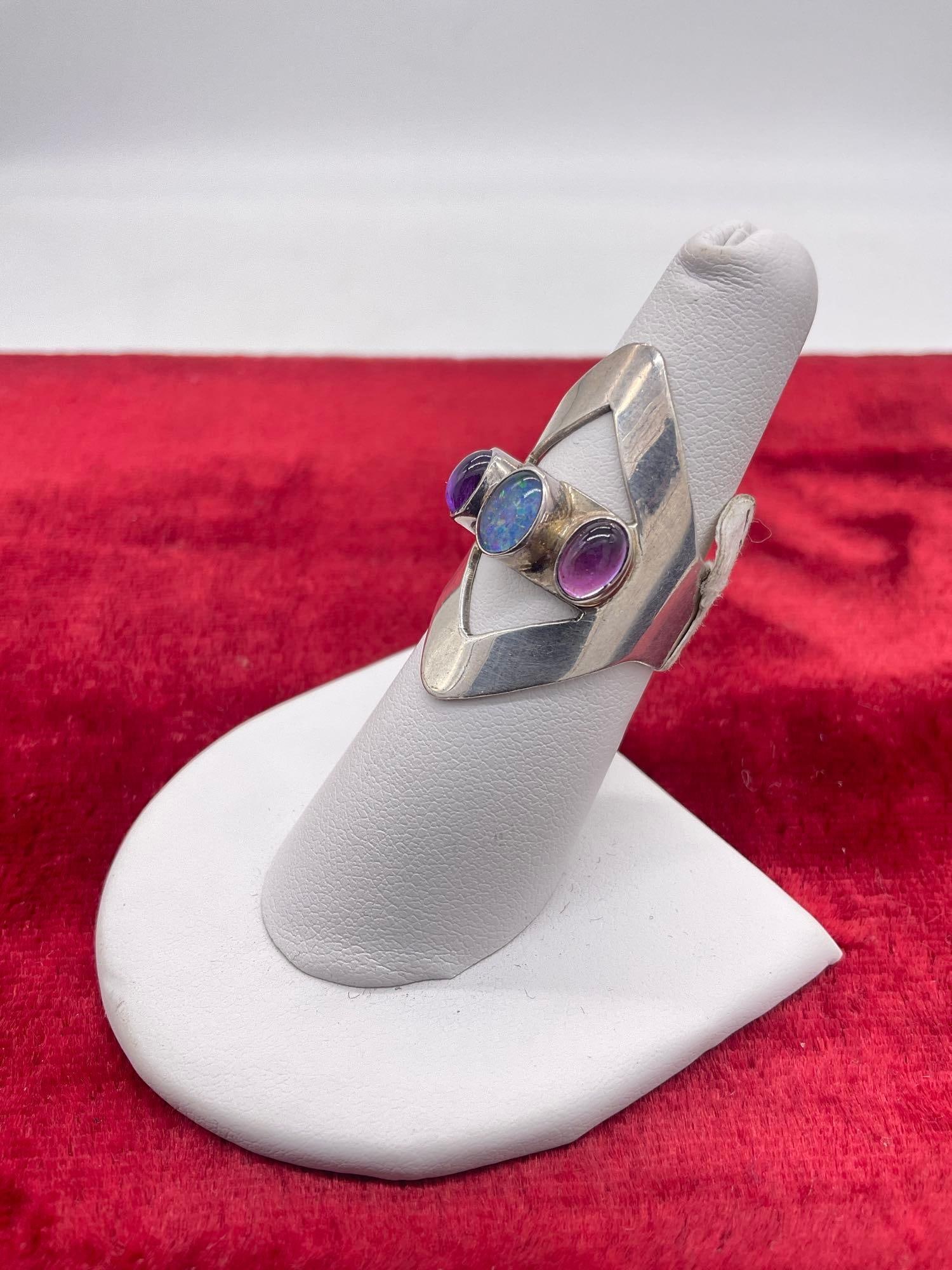 Carol Felley 1991 sterling silver ring with mid century amethyst and opal tone glass setting sz 7 - 3