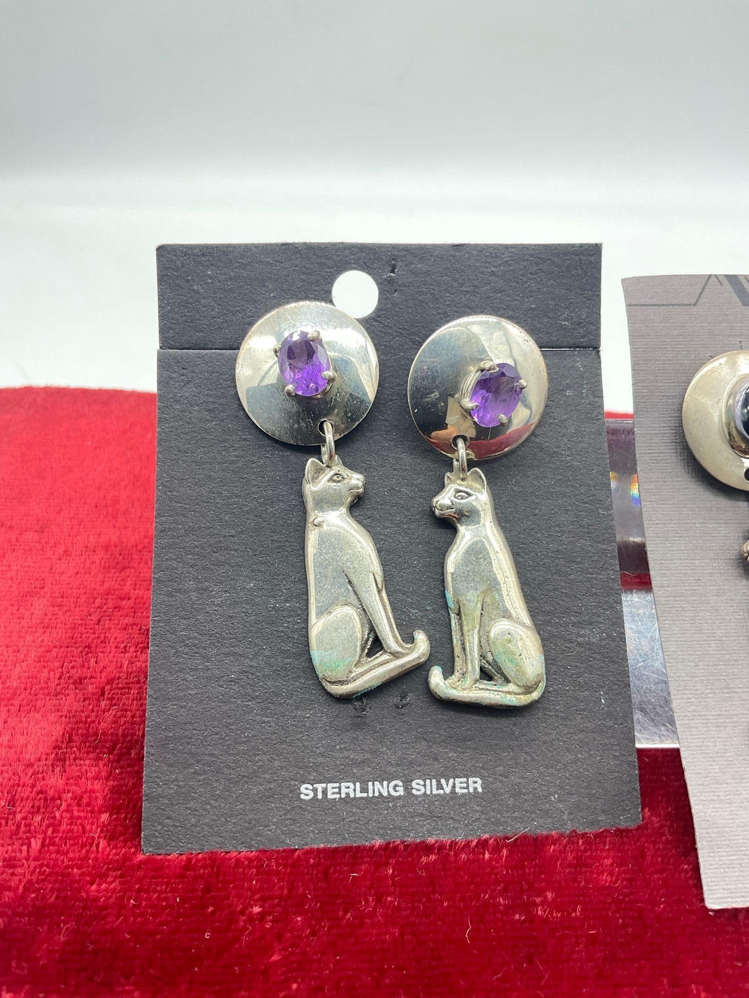 2x Pair of sterling silver Carol Felley Lioness / big cat earrings with onyx & amethyst stones - 2