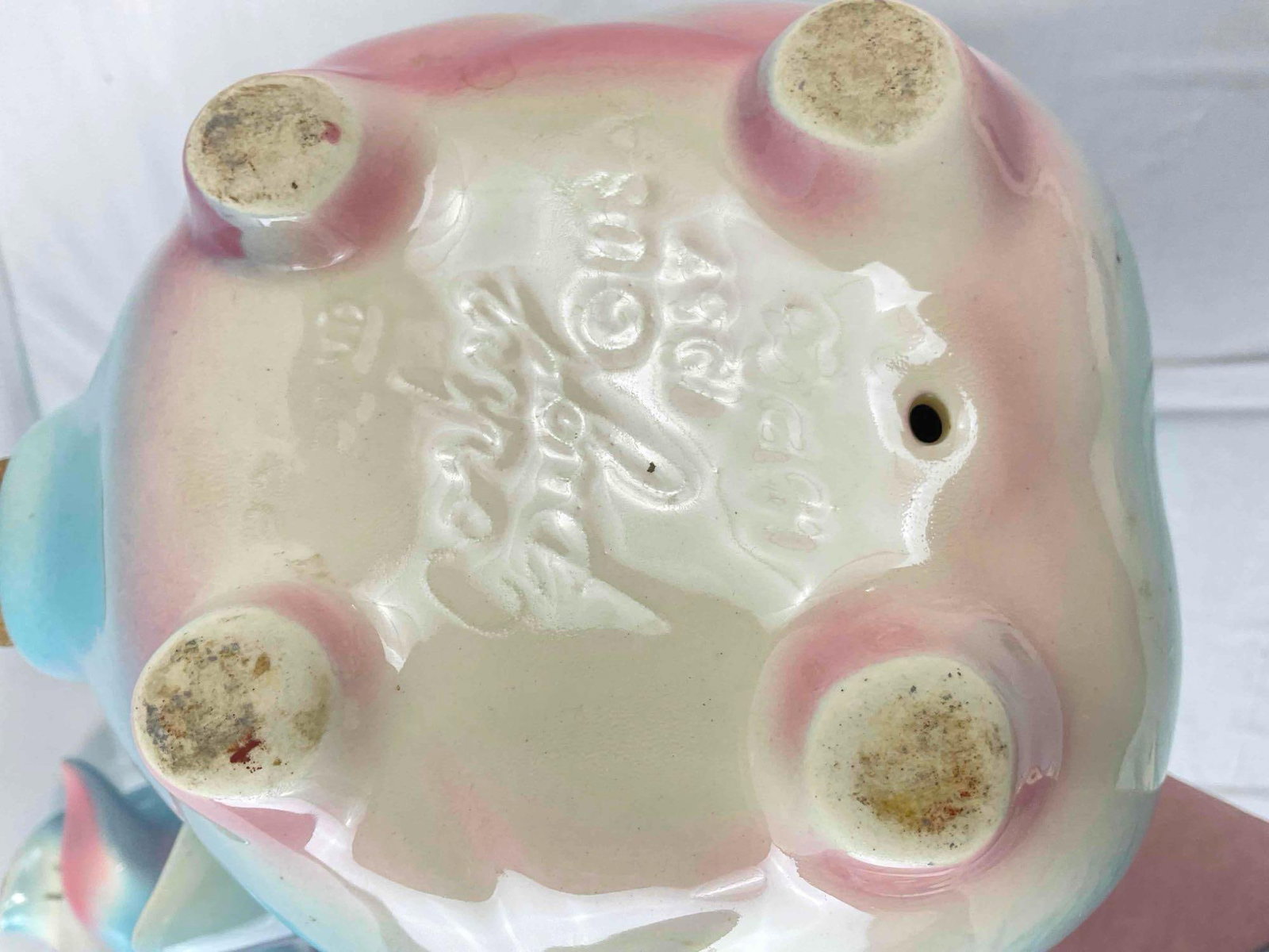 2 pcs Vintage Hull Corky Pig Ceramic Piggy Banks w/ Corks in Blue/White/Pink Color Way. See pics. - 7
