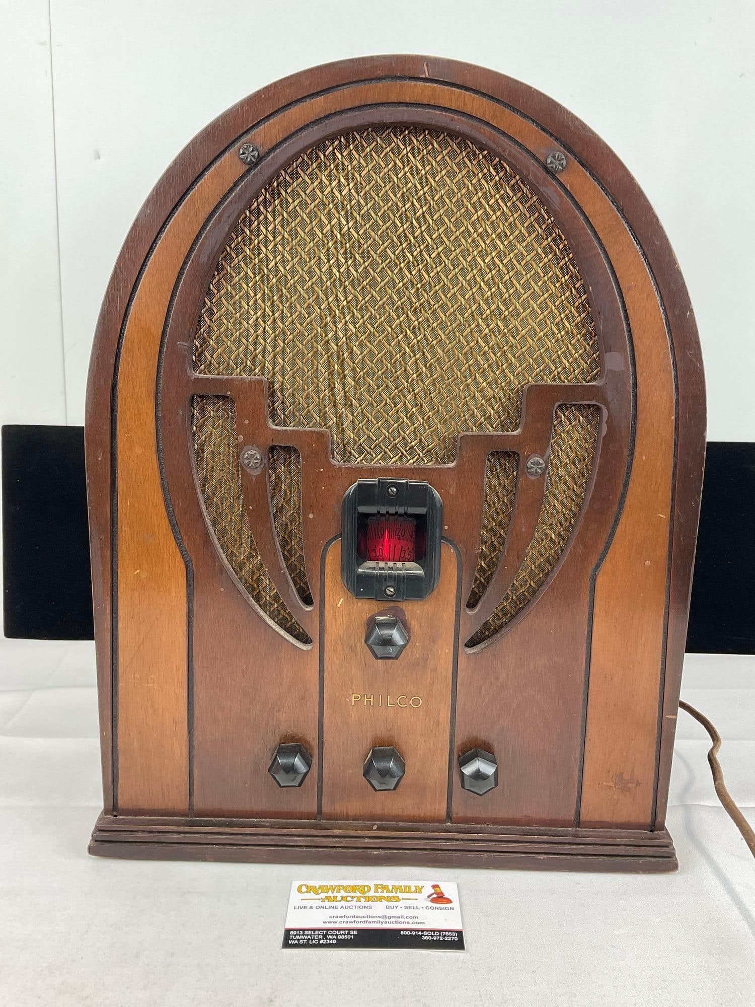 Vintage mid 1930s Philco Radio Model 60 Wood Cathedral Tube Radio, 18h x 14w x 10d inches (1 of 6)