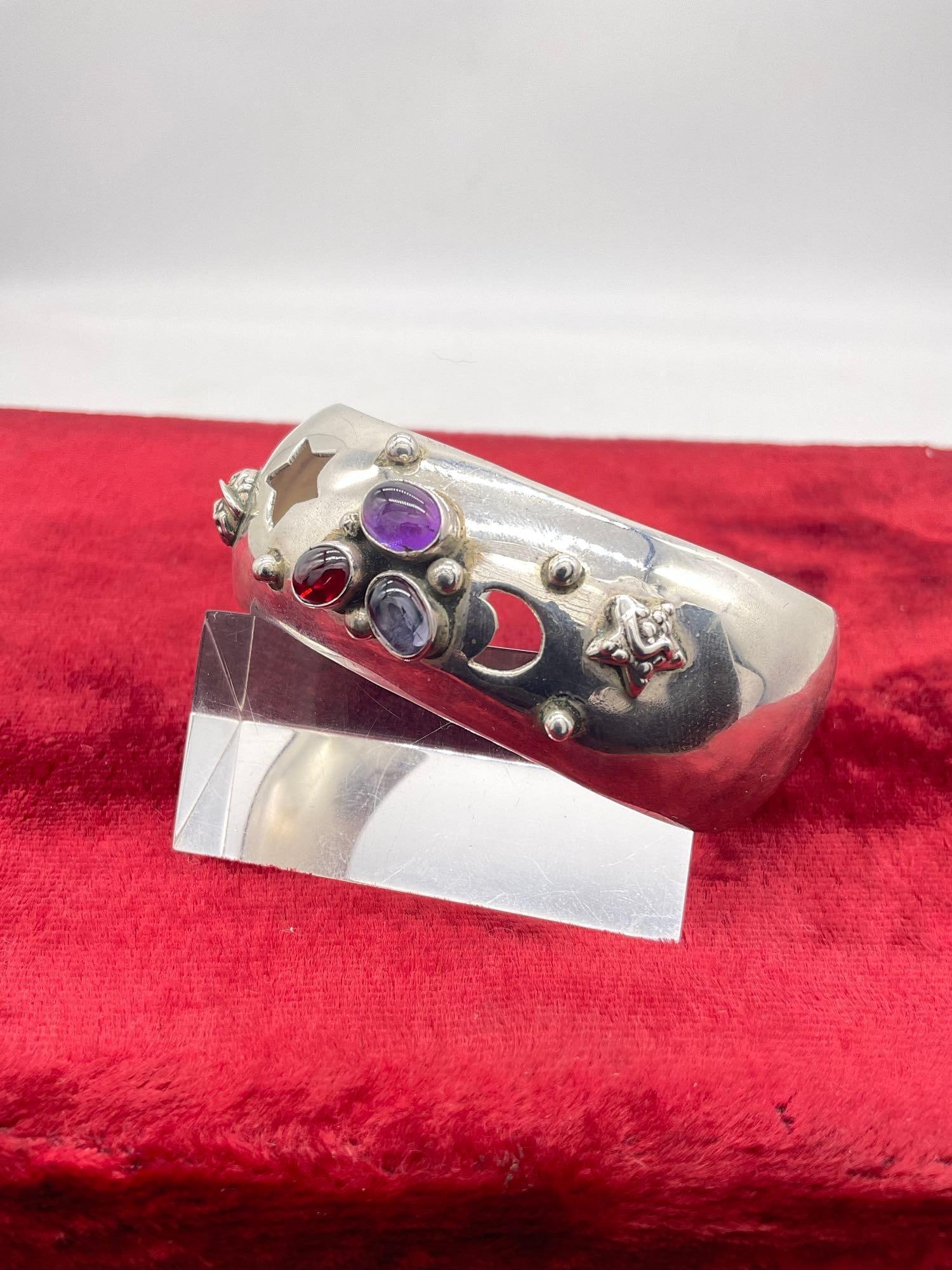 1991 Carol Felley Sterling silver bracelet with story teller / moon and stars motif & stone setting - 2