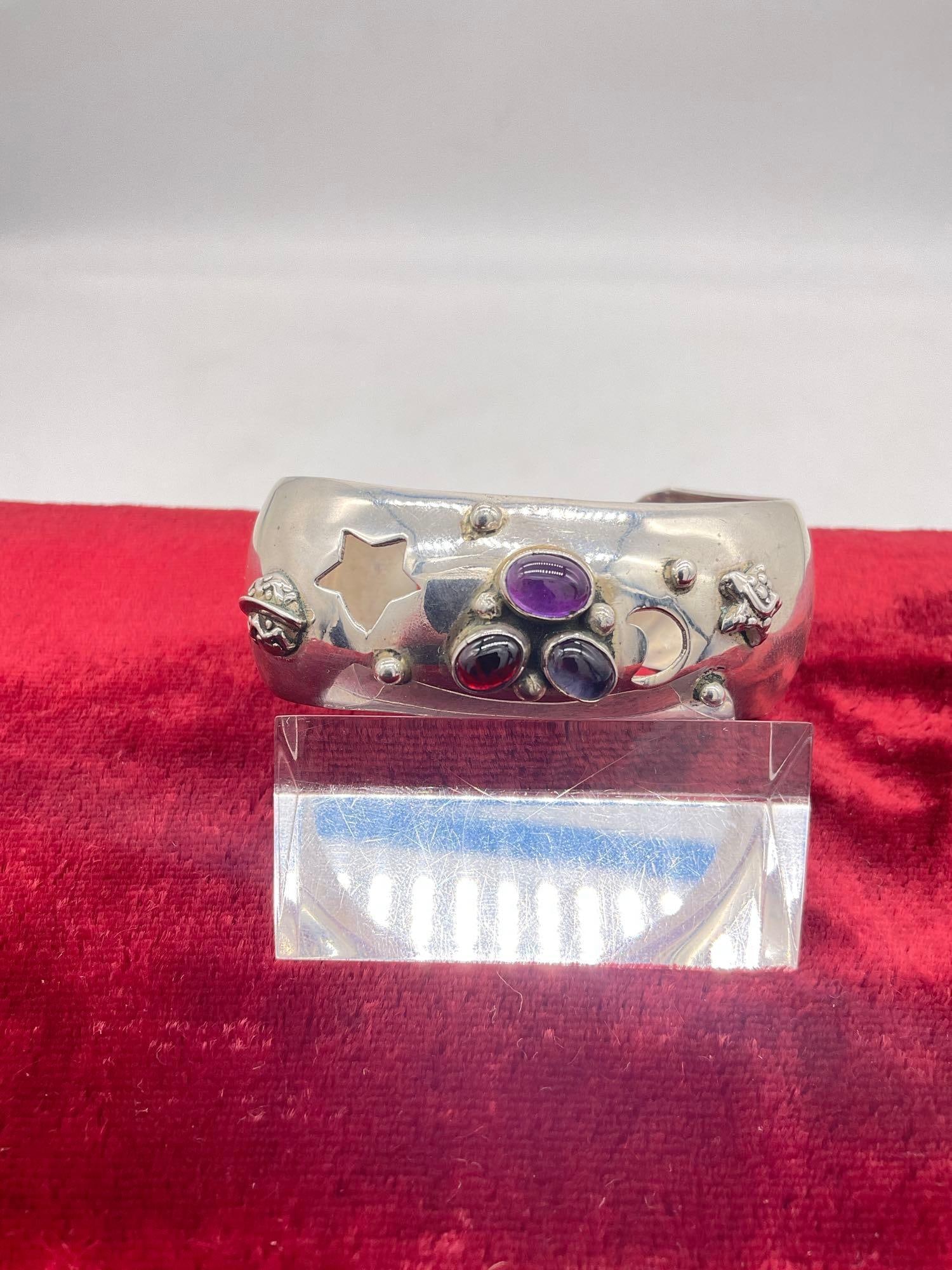 1991 Carol Felley Sterling silver bracelet with story teller / moon and stars motif & stone setting - 3