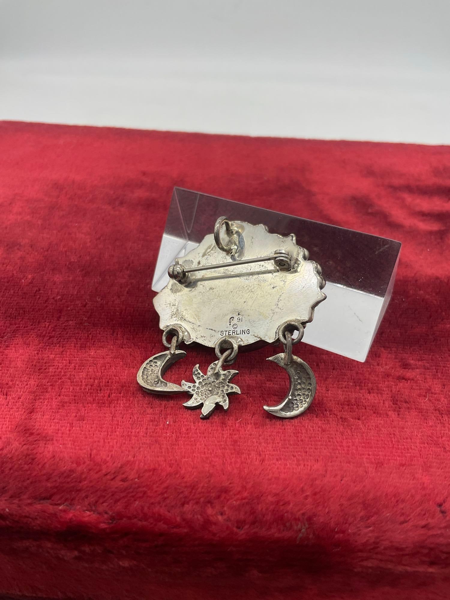 Vintage 1991 Carol Felley sterling silver Native American designed Sun, stars and moon brooch - 4