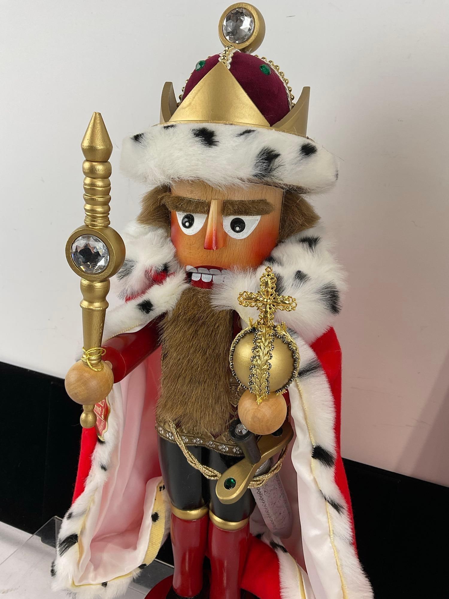 Steinbach Nutcracker Figure Good King Wenceslaus, 1378-1419, King of Germany & HRE in original box - 3