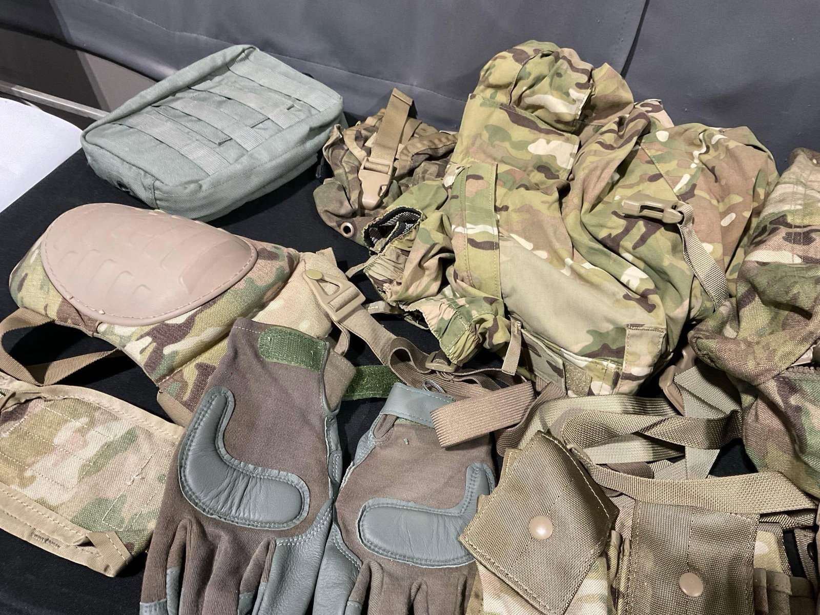 Asst Milsurp, Soc Backpack, Magazine Holsters, Gloves, Knee Pads, Small Field Packs, largely in c... - 3