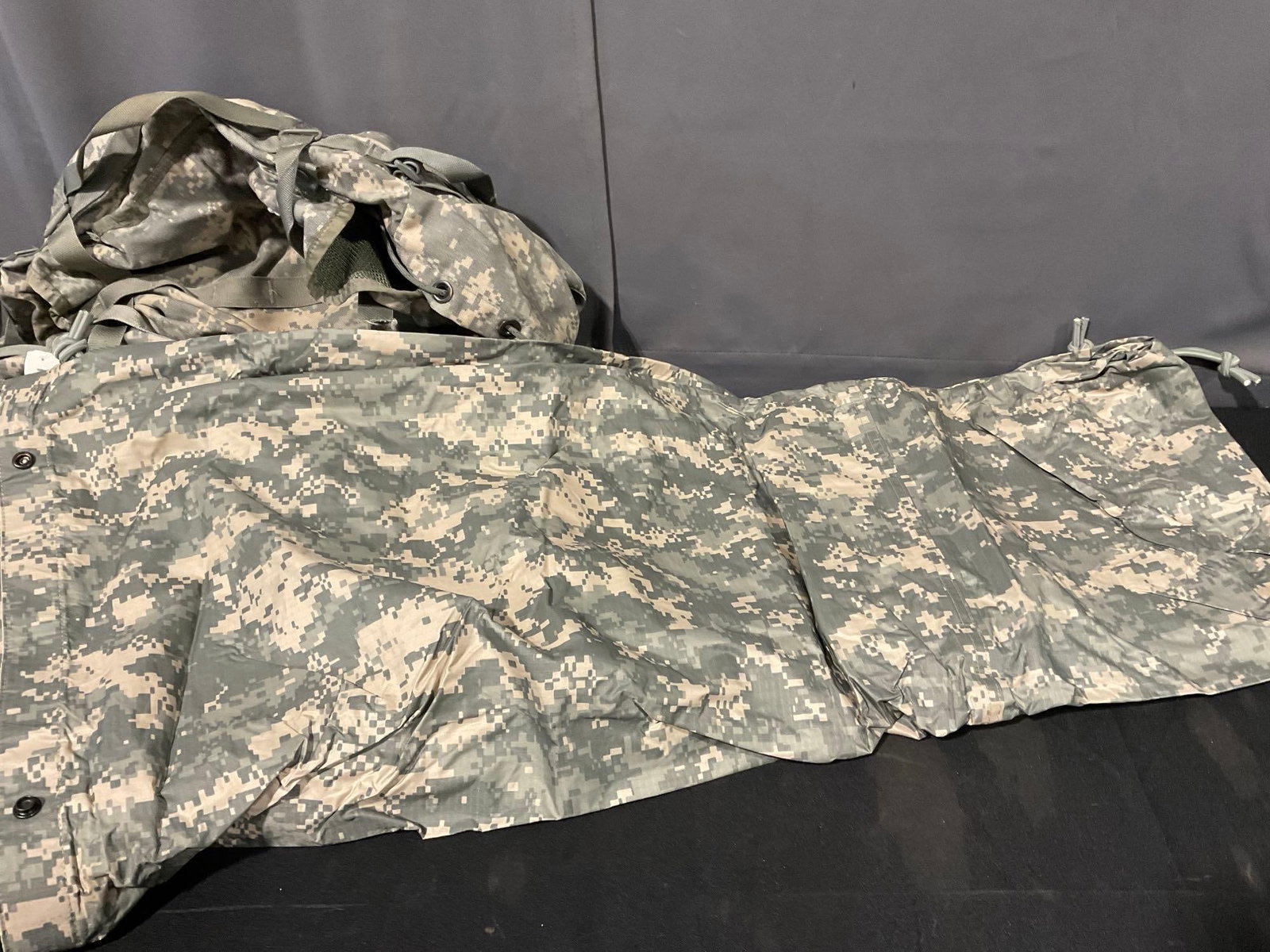Late 2000s, Milsurp, Blanket, Field bag, Backpack frame, JSLIST bag, Kneepads and more - 11