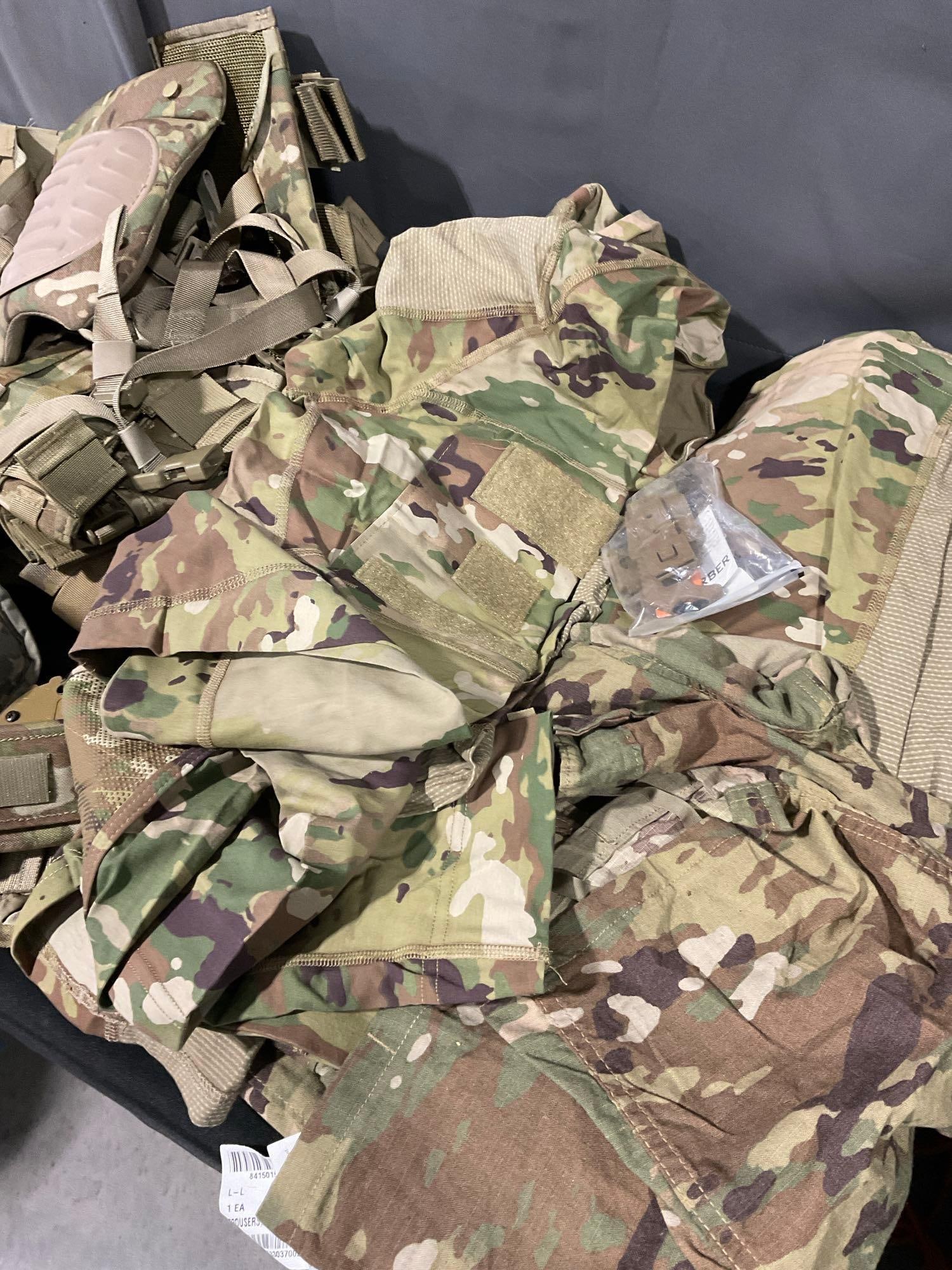 Asst Milsurp, Woodland Camo Magazine Holsters, Braces, variety of coats & AC Shirts, size 2XL - 2