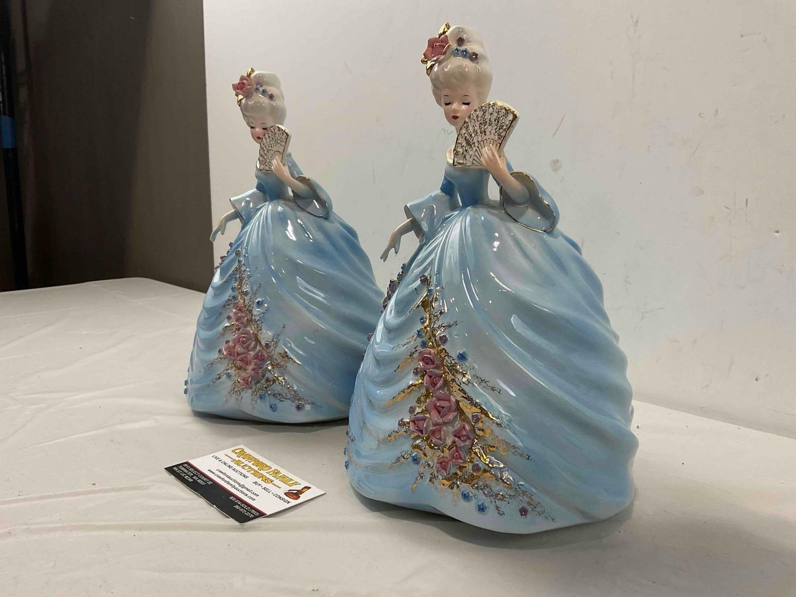 2 pcs Vintage Josef Originals Ceramic Lady Figurines in Blue Dresses. Good Condition. See pics. - 3