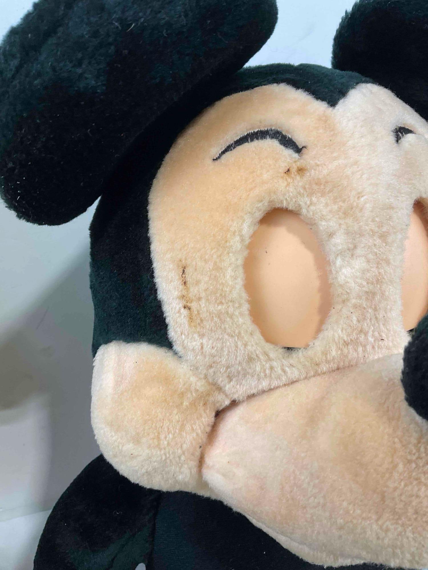 3 pcs Vintage Mickey Mouse Toys, incl. 2x Talking Mickey Mouse Dolls w/ Cassettes. See pics. - 4