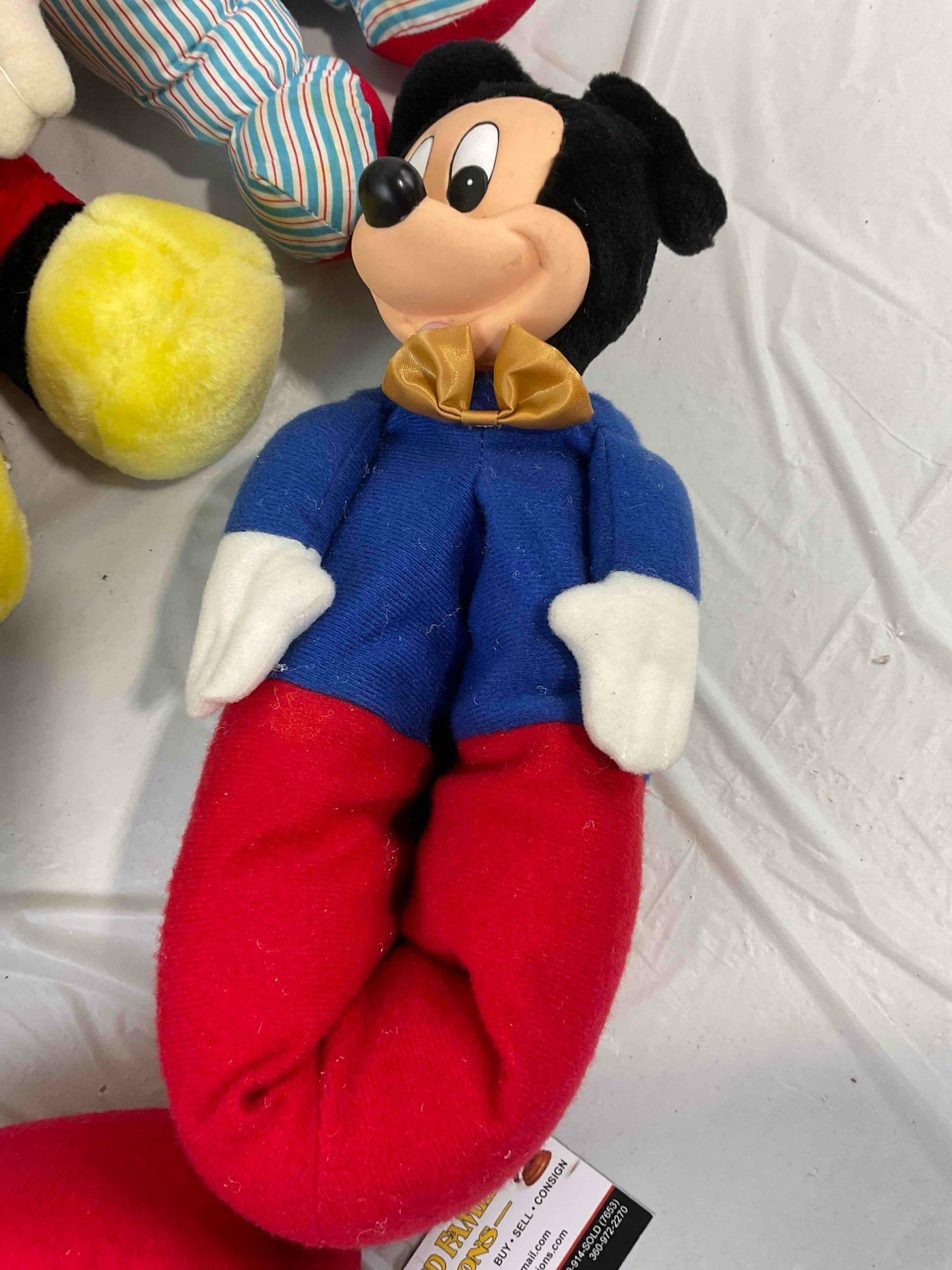6 pcs Vintage Disney Mickey & Minnie Mouse Toy Dolls, incl. Pair of Plush Slippers. See pics. - 9
