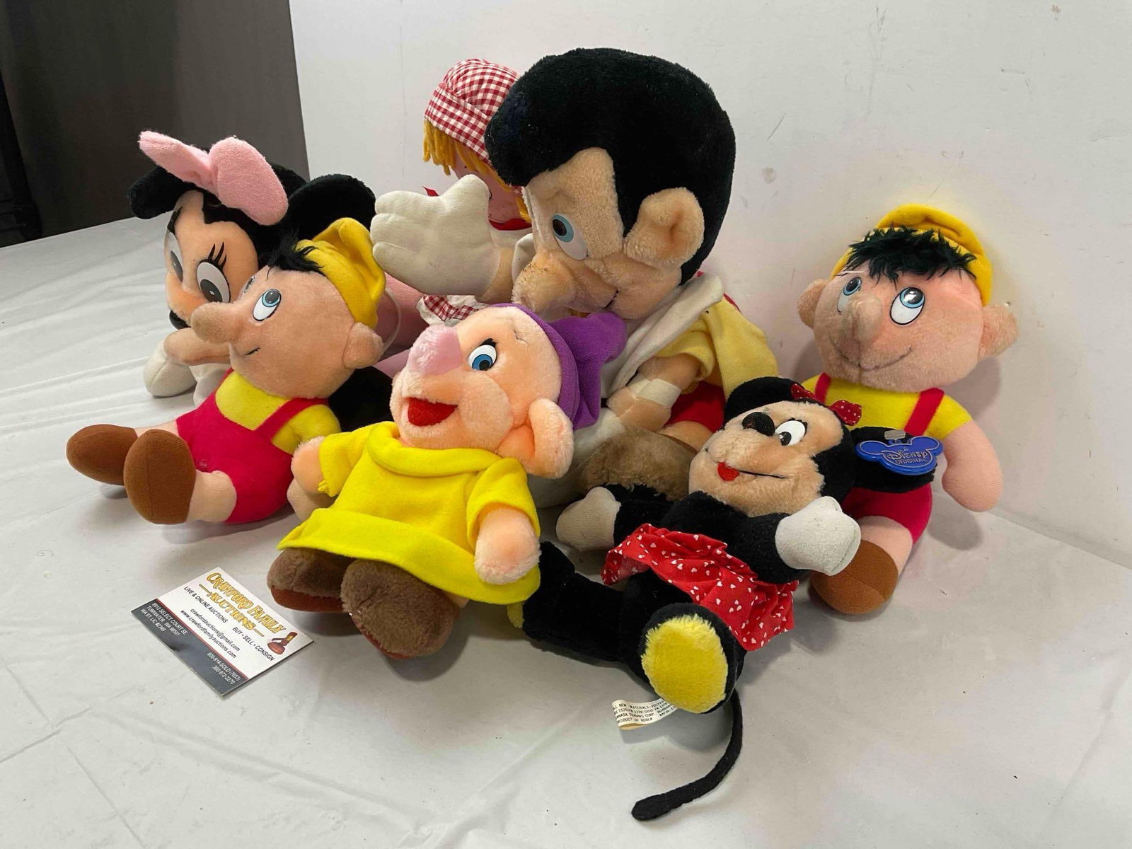 7 pcs Vintage Plush Doll Toys, incl. Disney's Pinocchio, Minnie Mouse & Much More! See pics. - 3