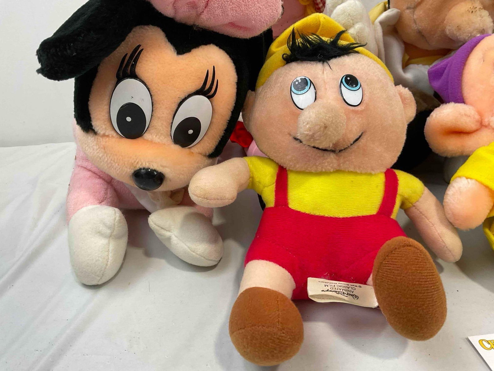 7 pcs Vintage Plush Doll Toys, incl. Disney's Pinocchio, Minnie Mouse & Much More! See pics. - 4