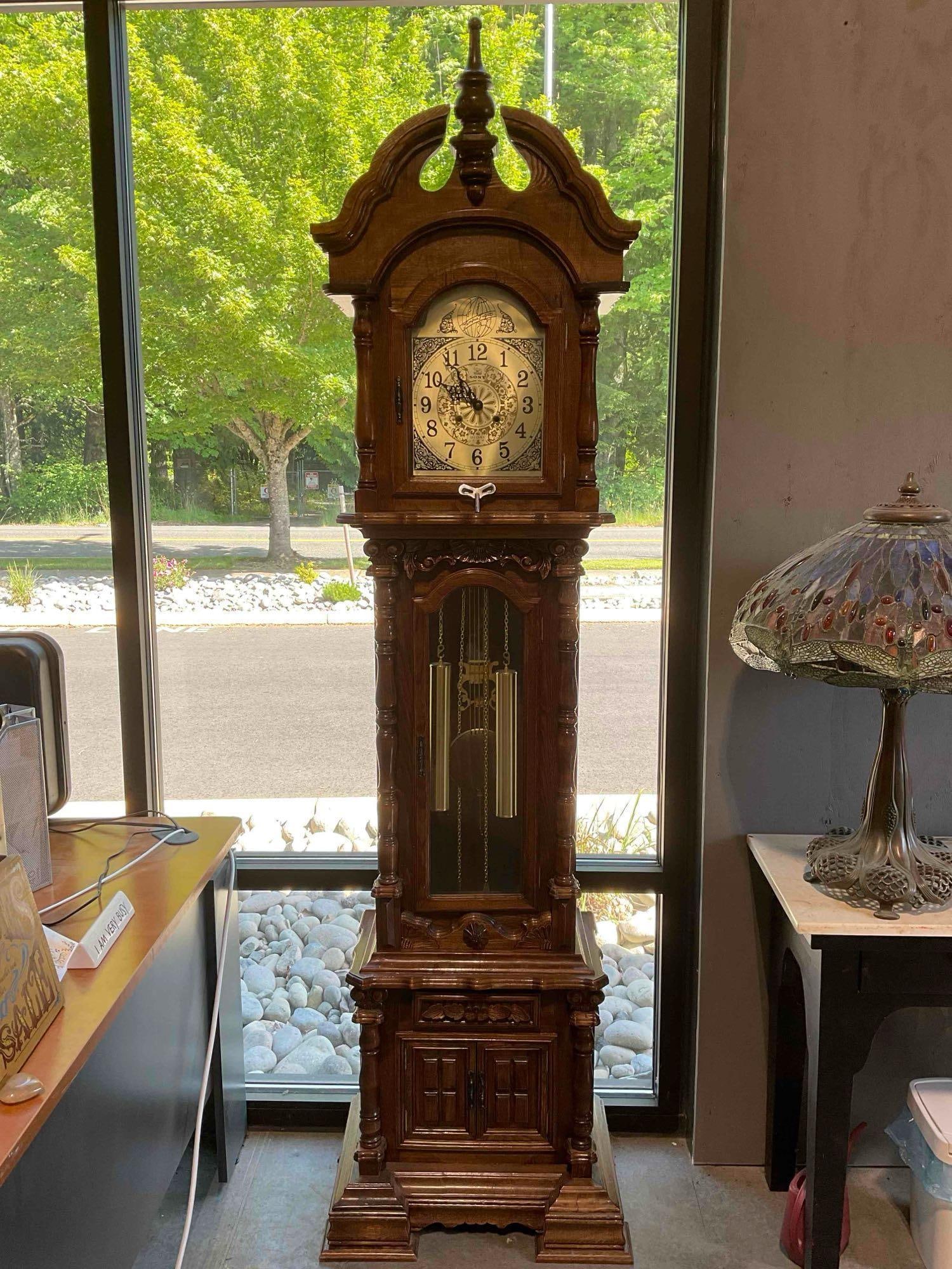 Vintage Sony 31 Day Grandfather Clock w/ Weights, Pendulum & 2 Keys. Good Condition.: Vintage Sony 31 Day Grandfather Clock w/ Weights, Pendulum & 2 Keys. Good Condition. Also has drawer and storage cubby! Piece has minor wear indicative of age and use, otherwise looks to be good c