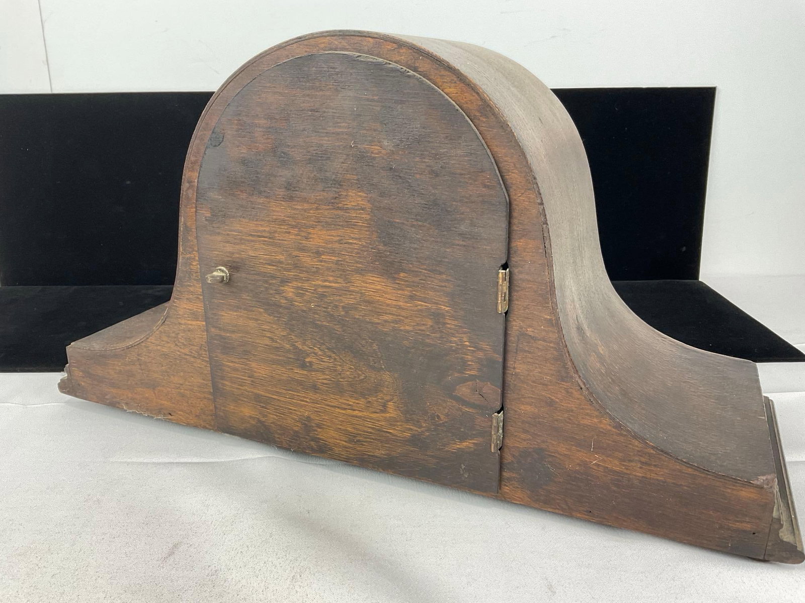 Vintage 1939 British Anvil English Oak Mantel Clock, Perivale, Time Strike, 10h x 18w x 7d inches - 4