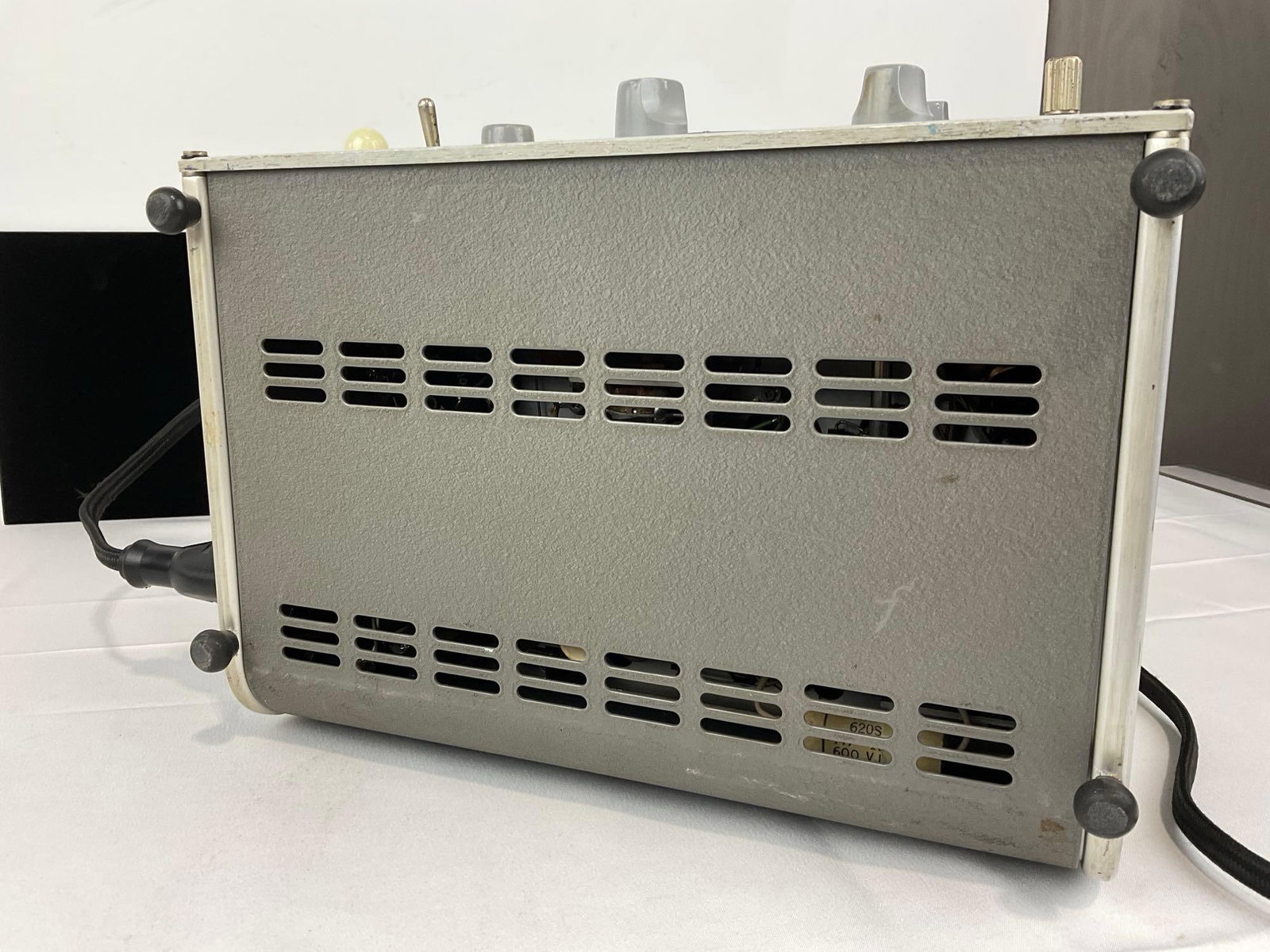 General Radio Co 1390-B Random Noise Generator, 5Hz to 5MHz, 9h x 13w x 10d inches - 4