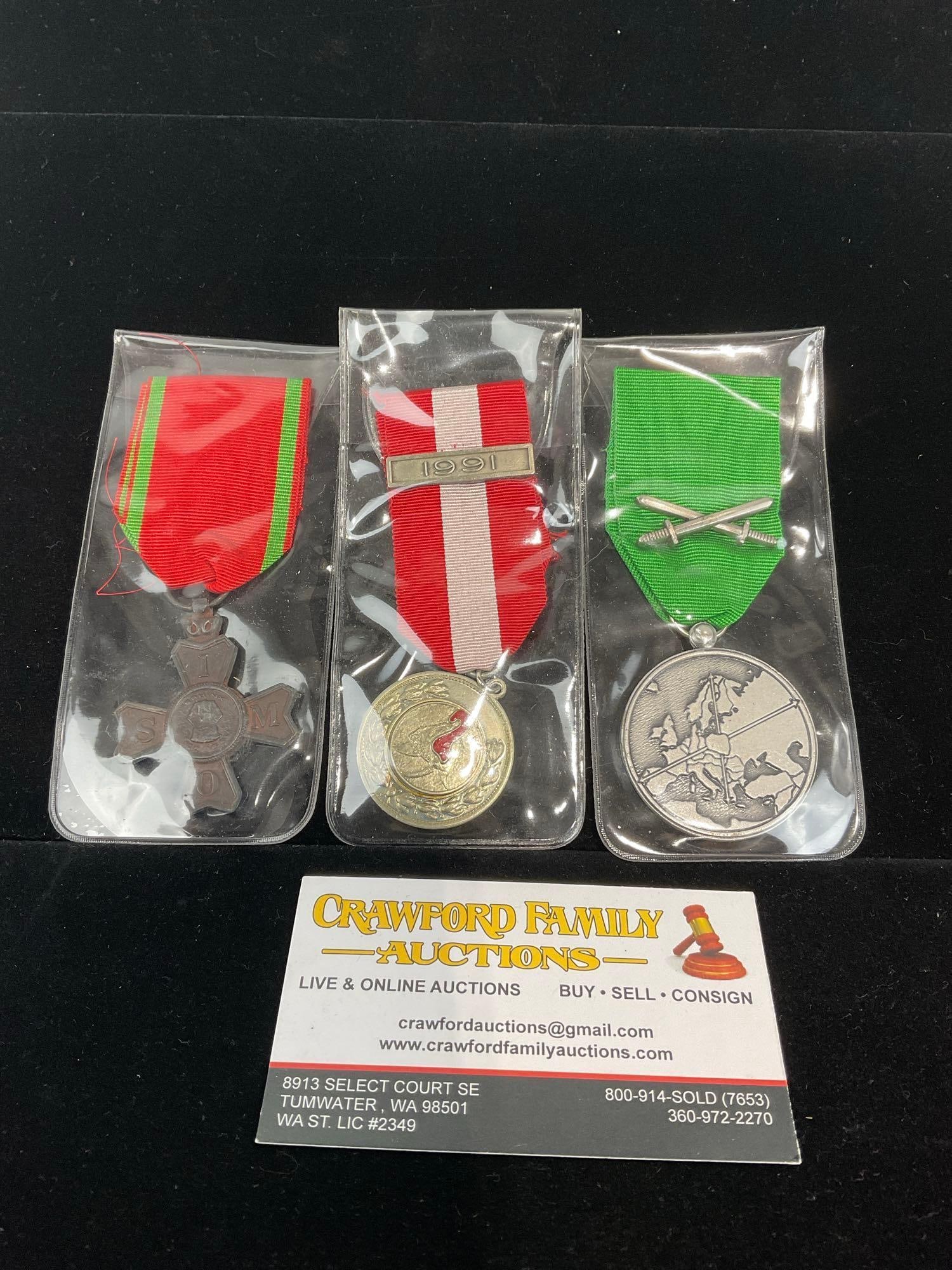 Federation of Combatant Allies in Europe, Inter Allied Sphinx Cross 1938-1970, & another...: Red/White Ribbon, w/bar dated 1991, silver tone metal, Red Enameled detail on the helmet design w/laurel detail around the edge. All medals are part of a single collection. Appears to be in good