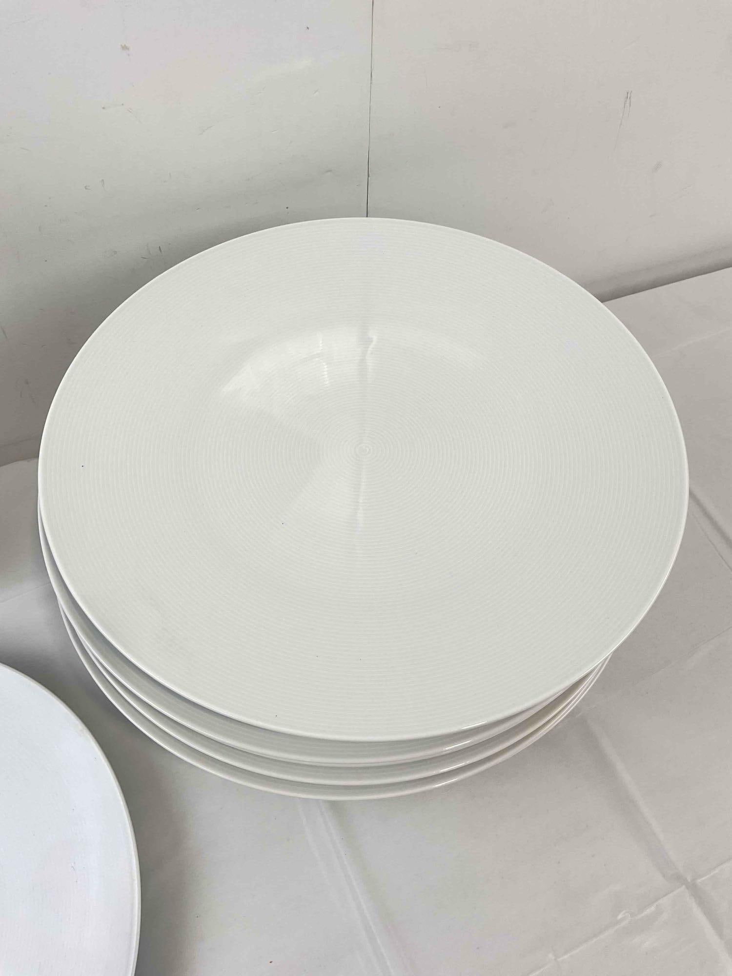 14 pcs Thomas Rosenthal White China Charger Serving Plates. Very Good Condition. See pics. - 5