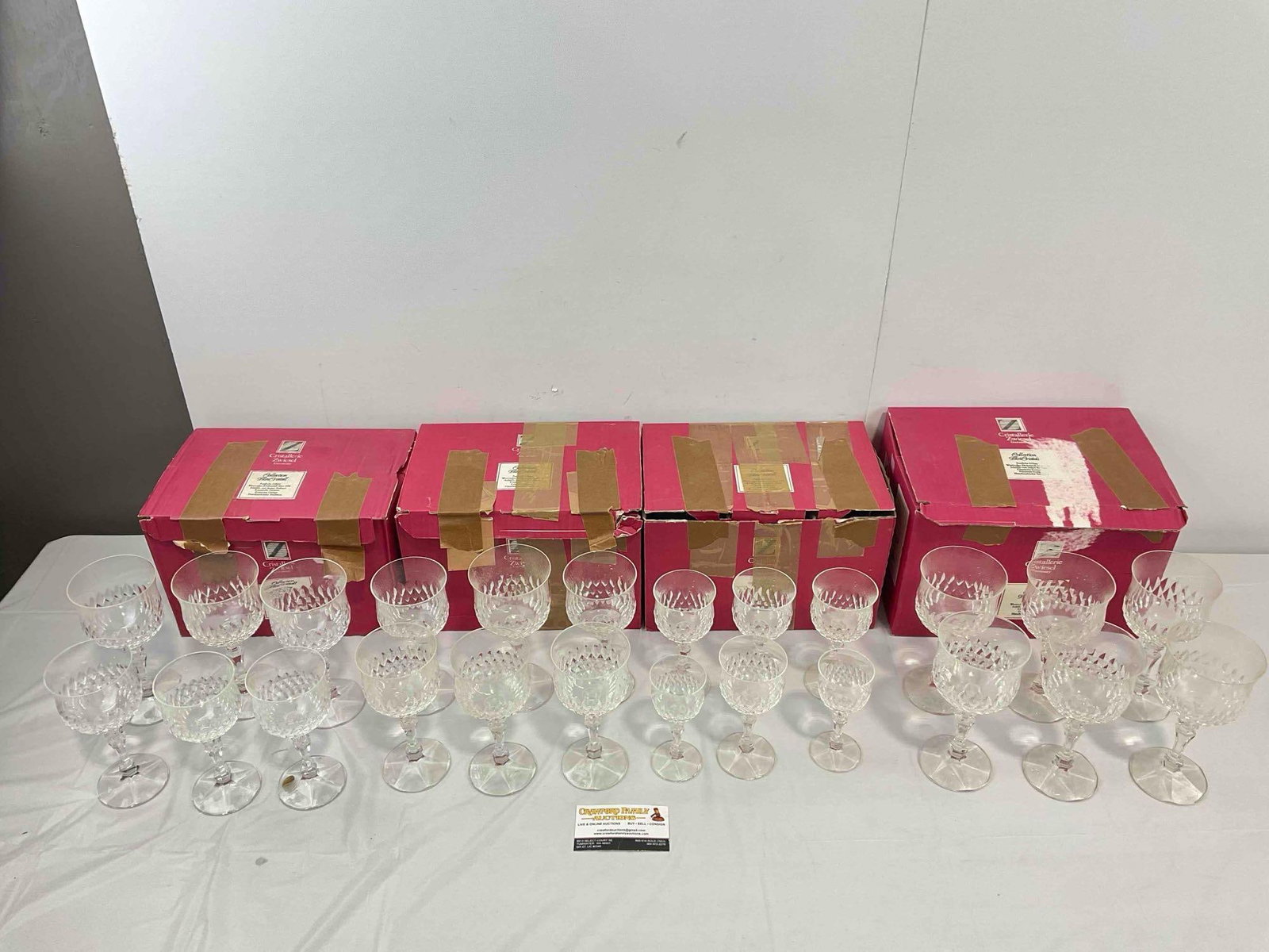 24 pcs Vintage Cristallerie Zwiesel German Leaded Crystal Glasses in Original Boxes. See pics.: 24 pcs Vintage Cristallerie Zwiesel German Leaded Crystal Glasses in Original Boxes. 10 wine glasses and 14 cordial glasses of assorted sizes. Minor wear indicative of age and use, condition is otherw